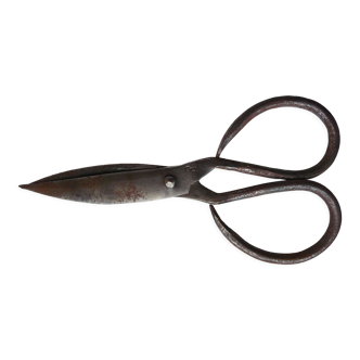 Antique wrought iron scissors modeled by hand for collection or Deco