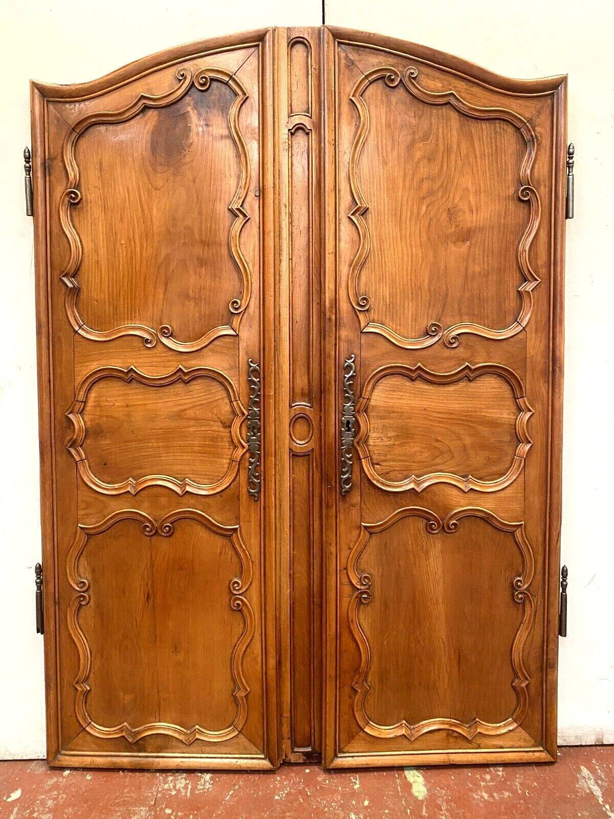 Pair of doors with solid cherry frame XVIII century