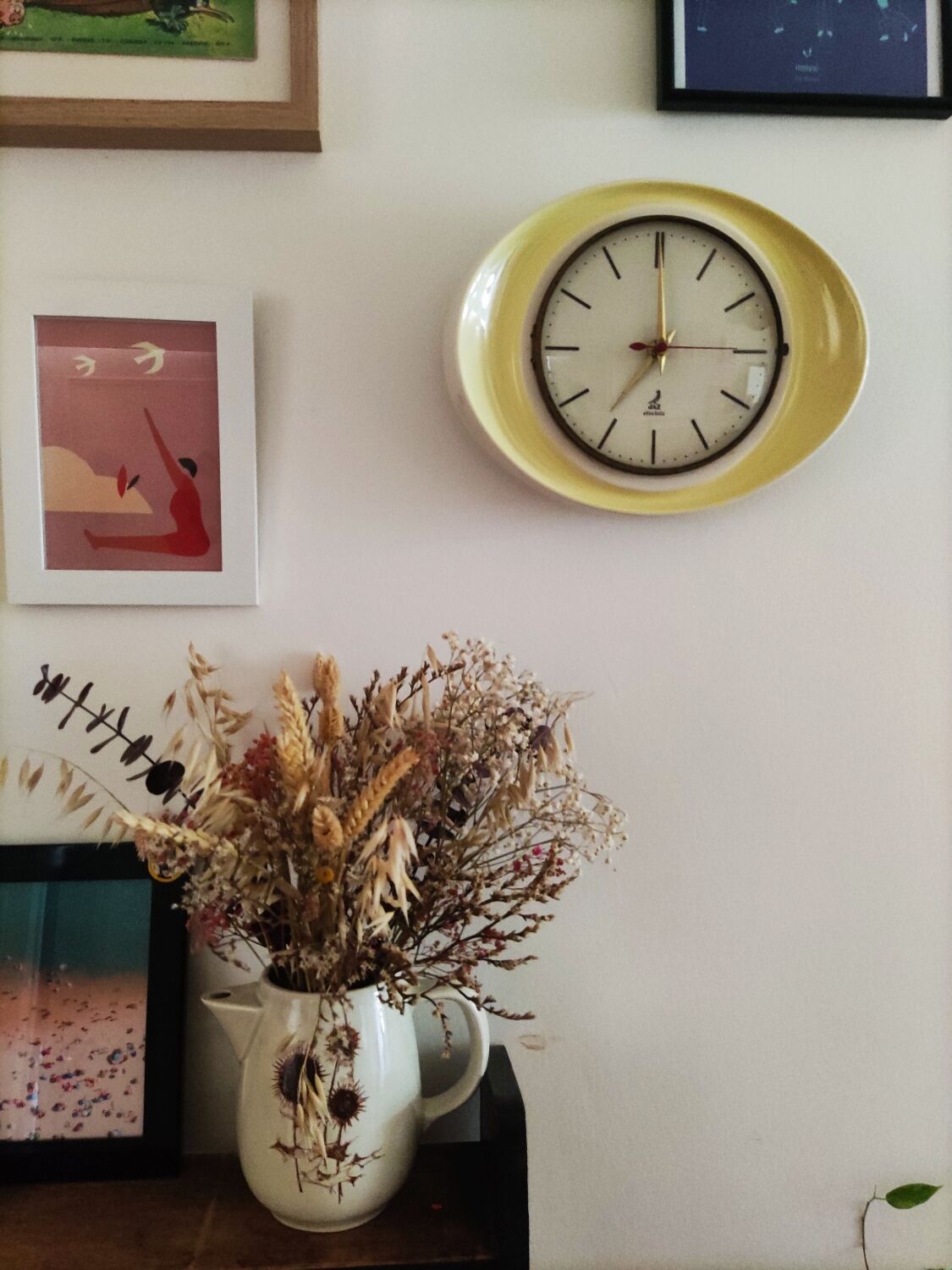 Vintage ceramic clock jaz