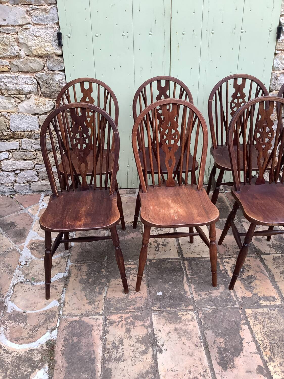 8 Windsor chairs