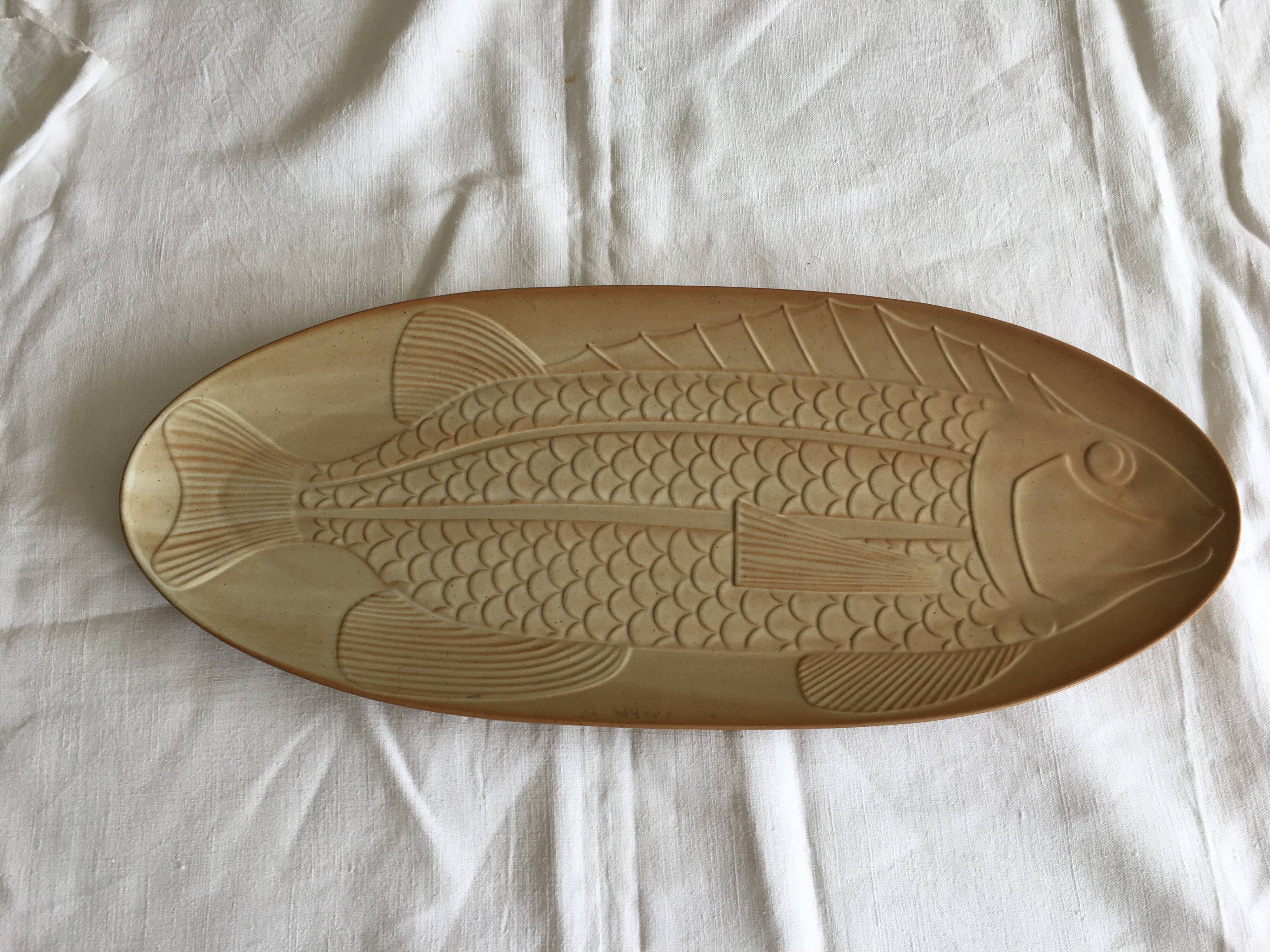 Very large fish dish stamped “Grès CNP Village France”
