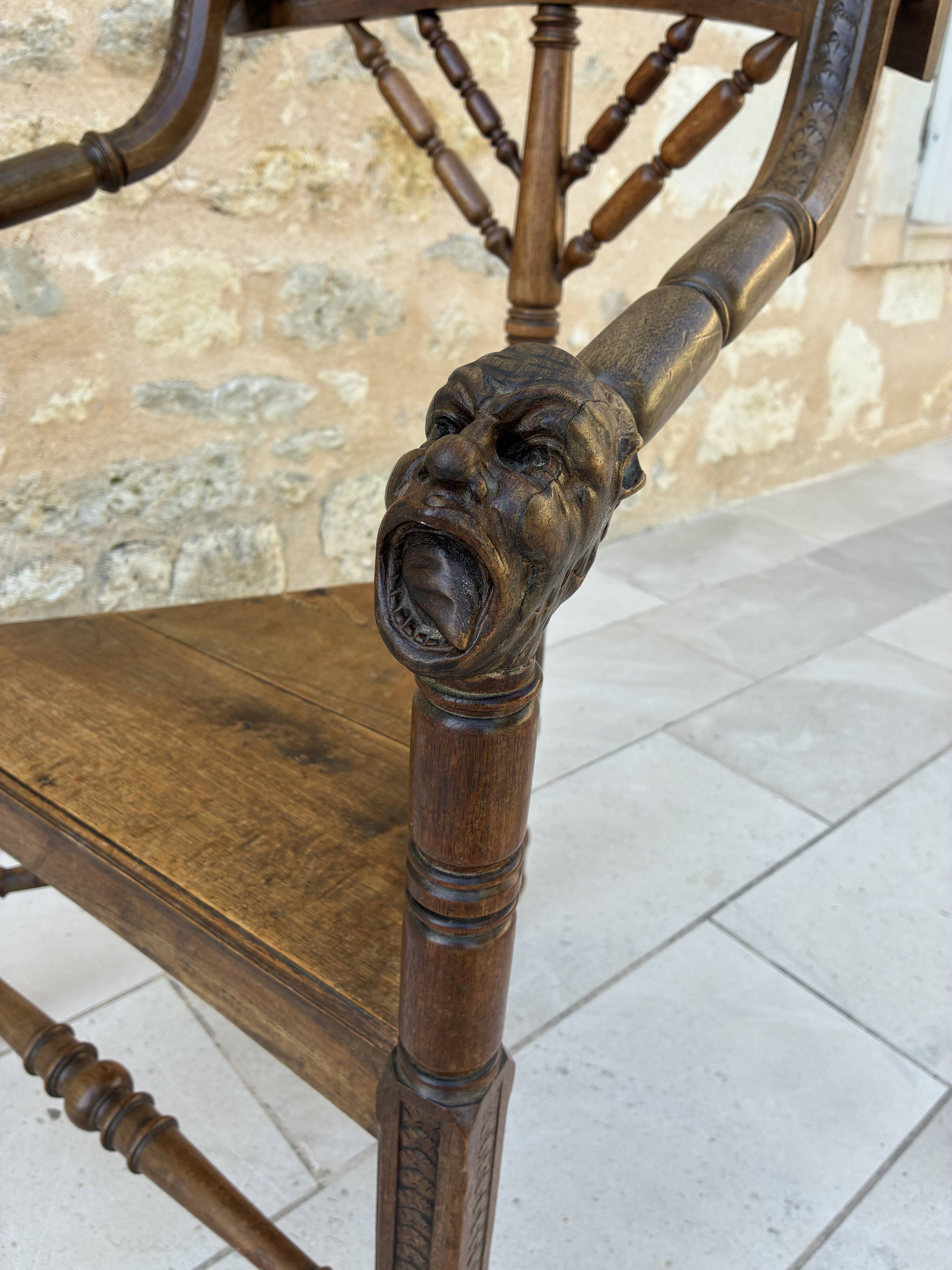 Fauteuil de moine