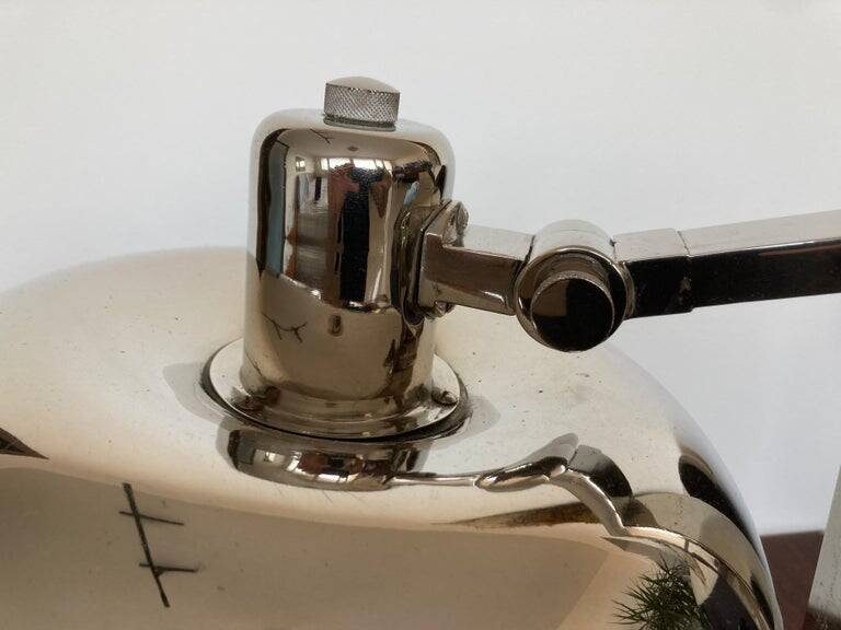 Design rare Bauhaus chrome table lamp, 1930s