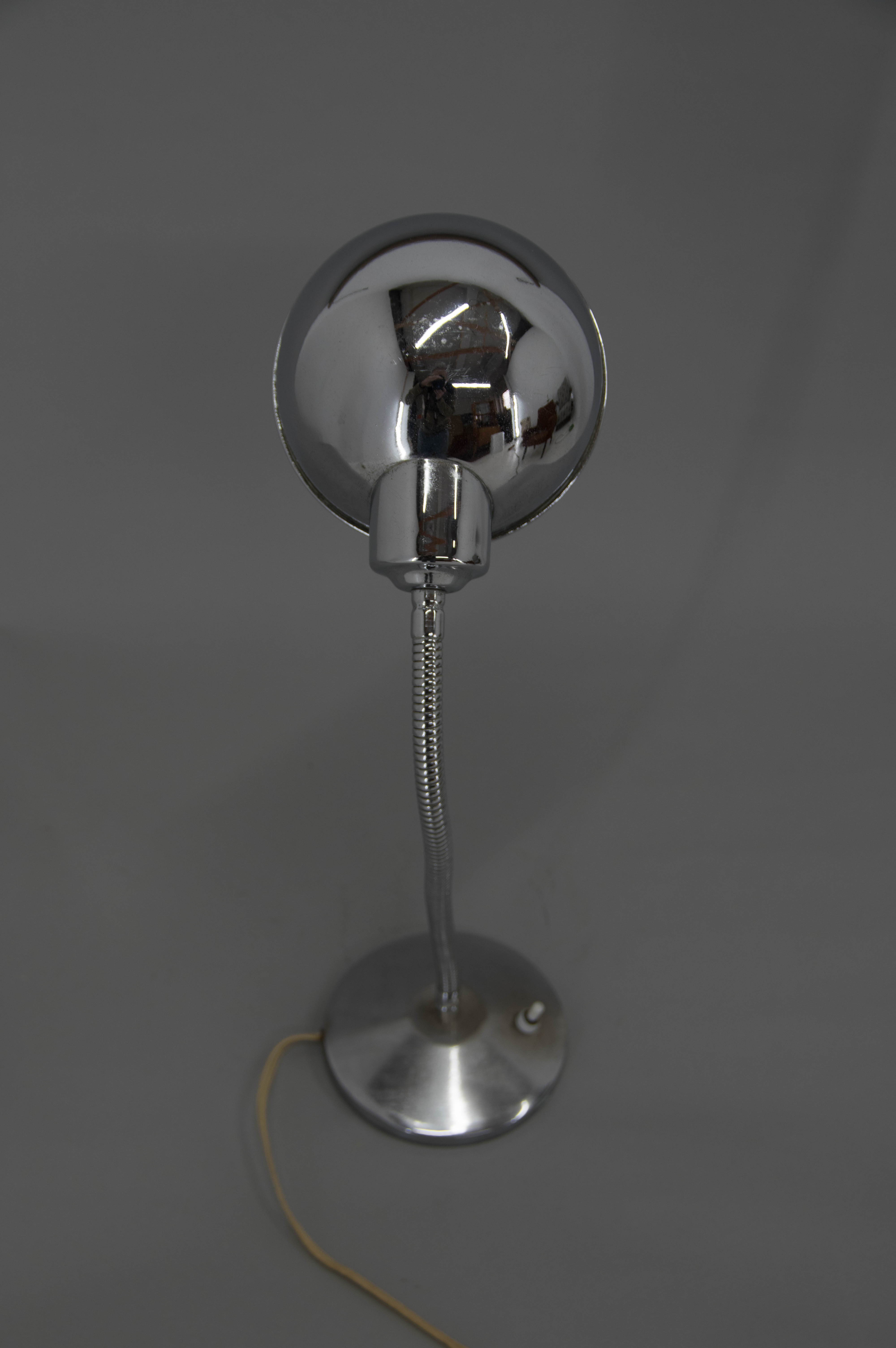 Lampe de table avec abat-jour flexible, années 1940
