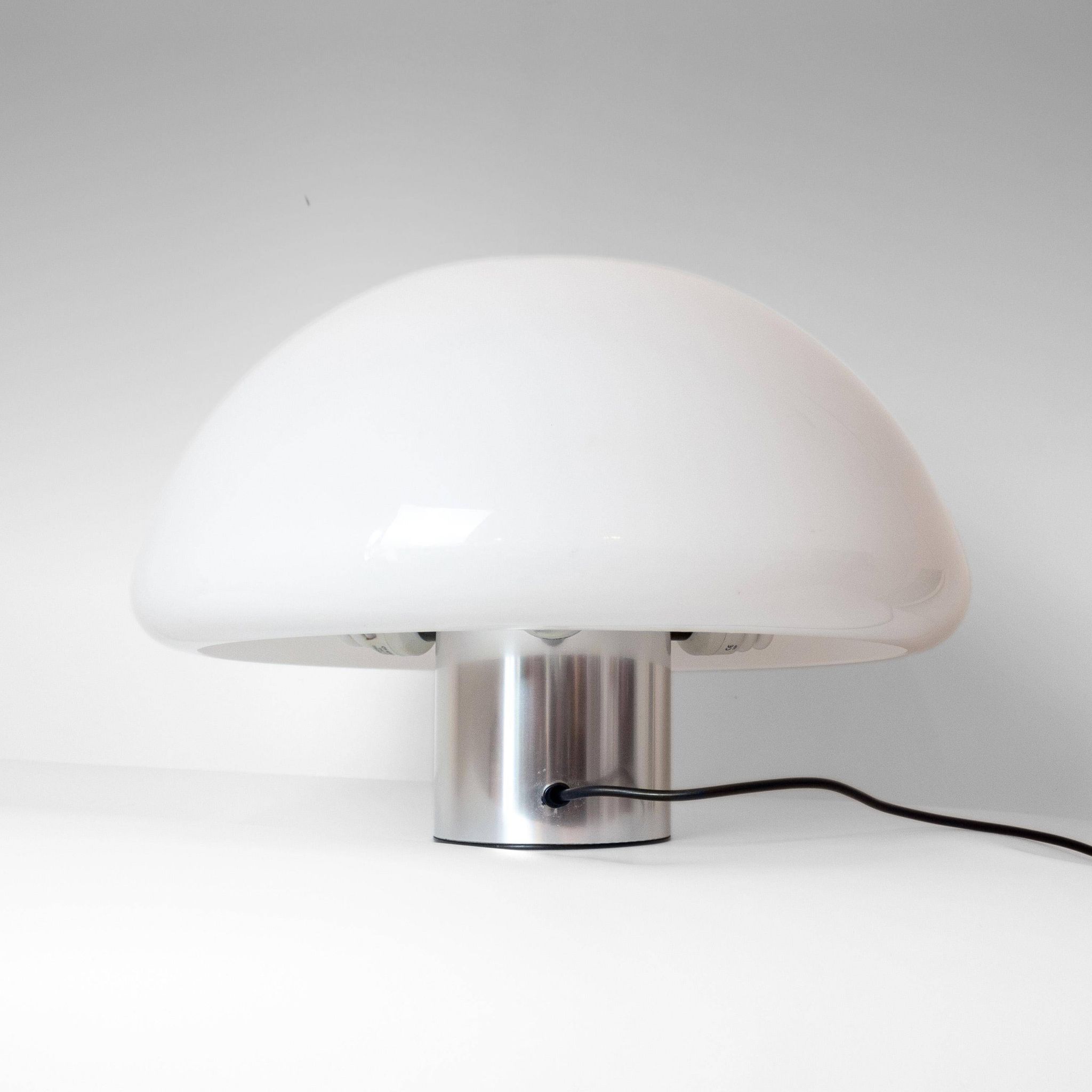 Space Age Guzzini Table Lamp, Model 4030, Italy 1970