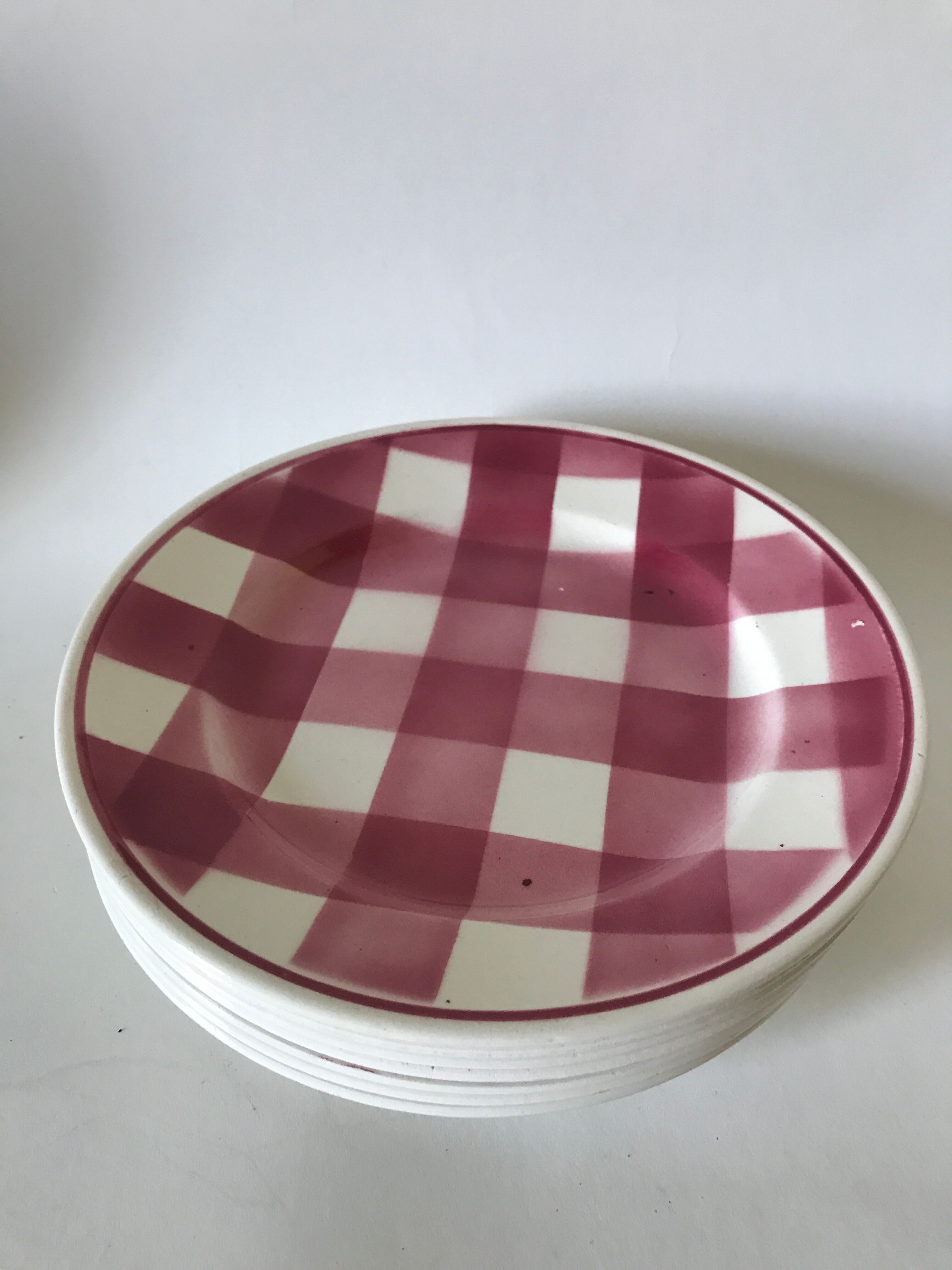6 plates earthenware red checkerboard decorations