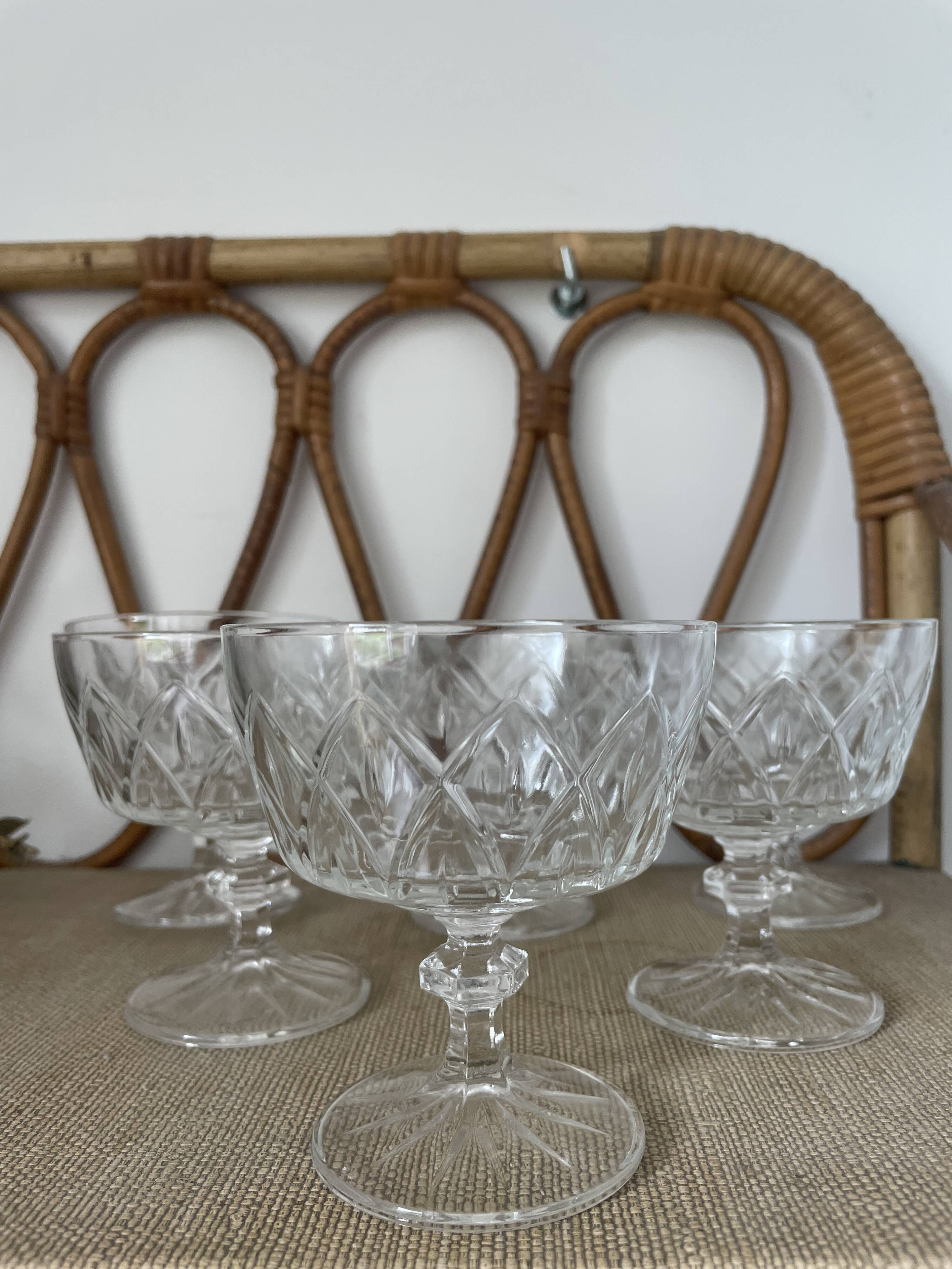 6 glass champagne coupes