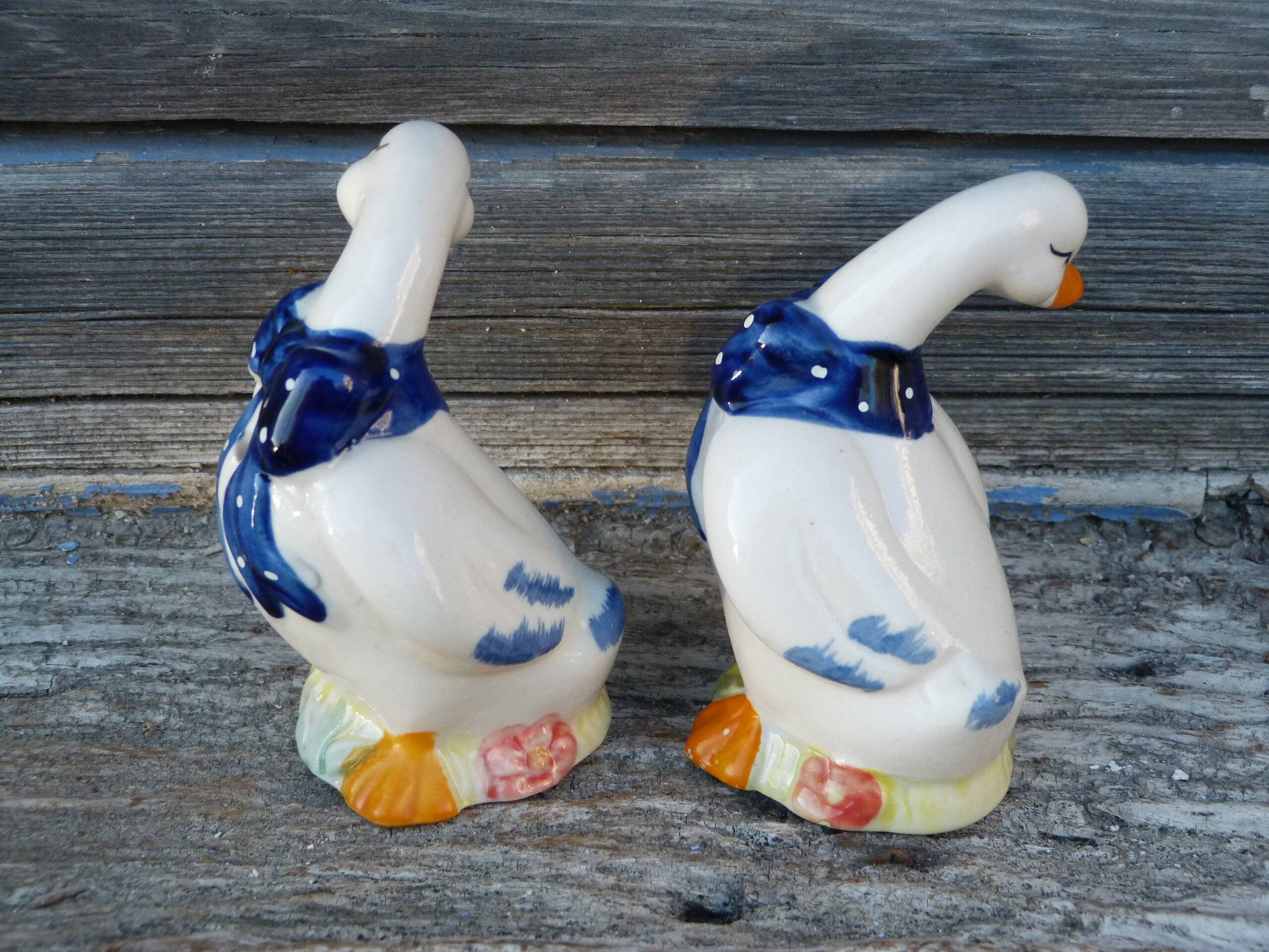 Vintage 2-Piece Duck-Shaped Salt and Pepper Shaker Set