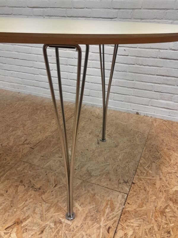 Table à manger ''Ellips'' de Piet Hein