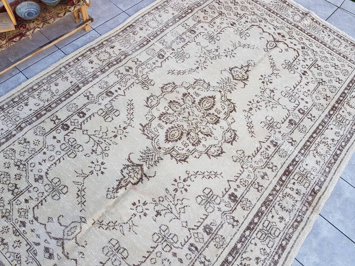 Beige Anatolian Oushak Rug sku v766