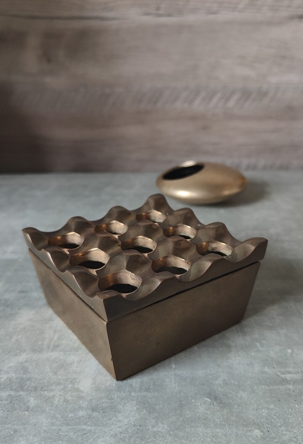 Scandinavian ashtray ultima 9