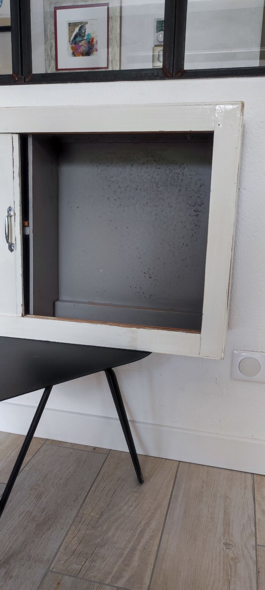 Sliding door buffet