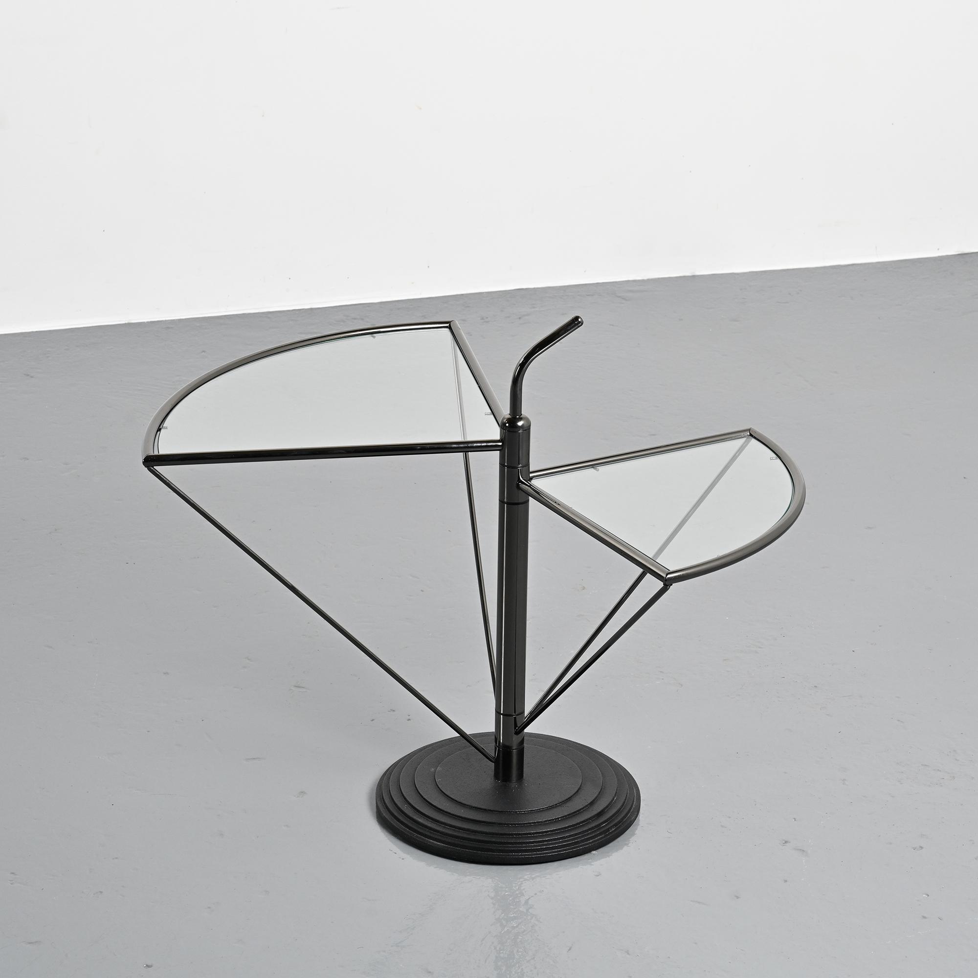 Dardo coffee table in glass and metal by OMA, Italy, circa 1980.