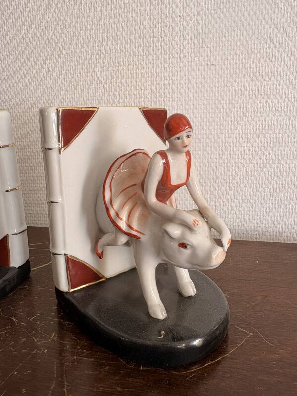 Ancien Paire Serre Livre Porcelaine Blanc Fille Femme équitation cochon Art