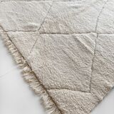 Moroccan Berber carpet Beni ouarain ecru plain with engraved diamonds 285x200cm