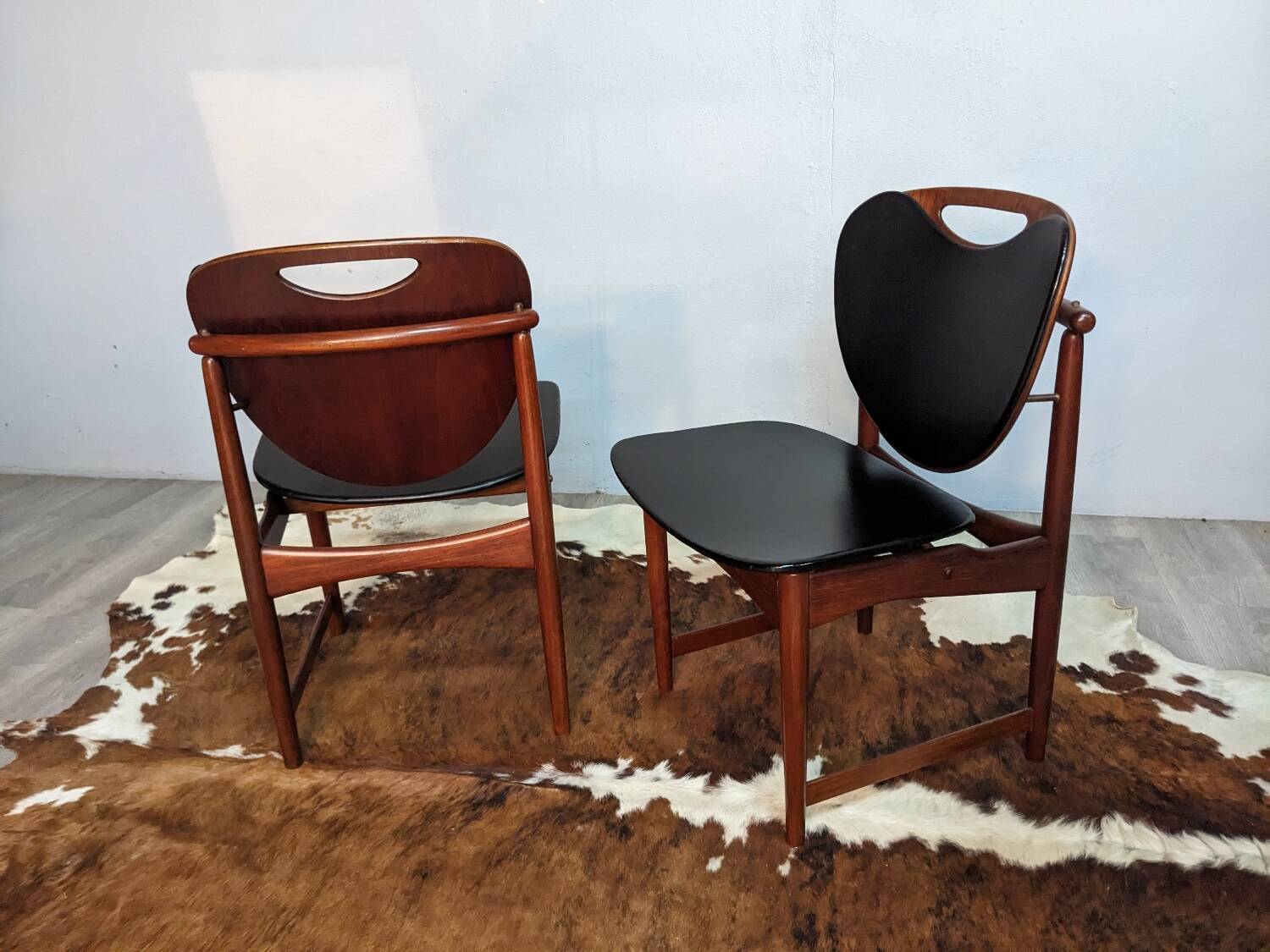 2 chaises danoises Arne Hovmand en teck