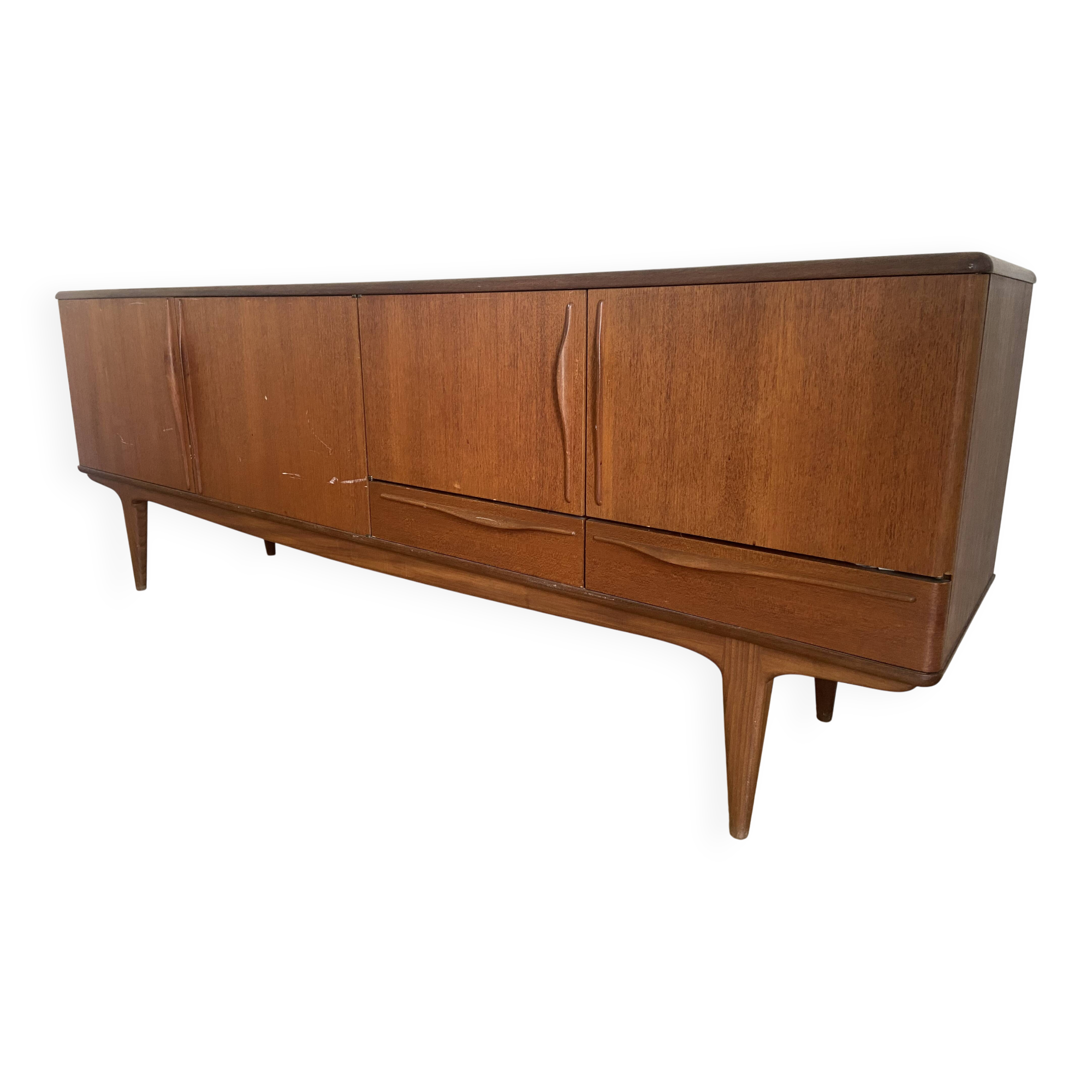 Scandinavian enfilade