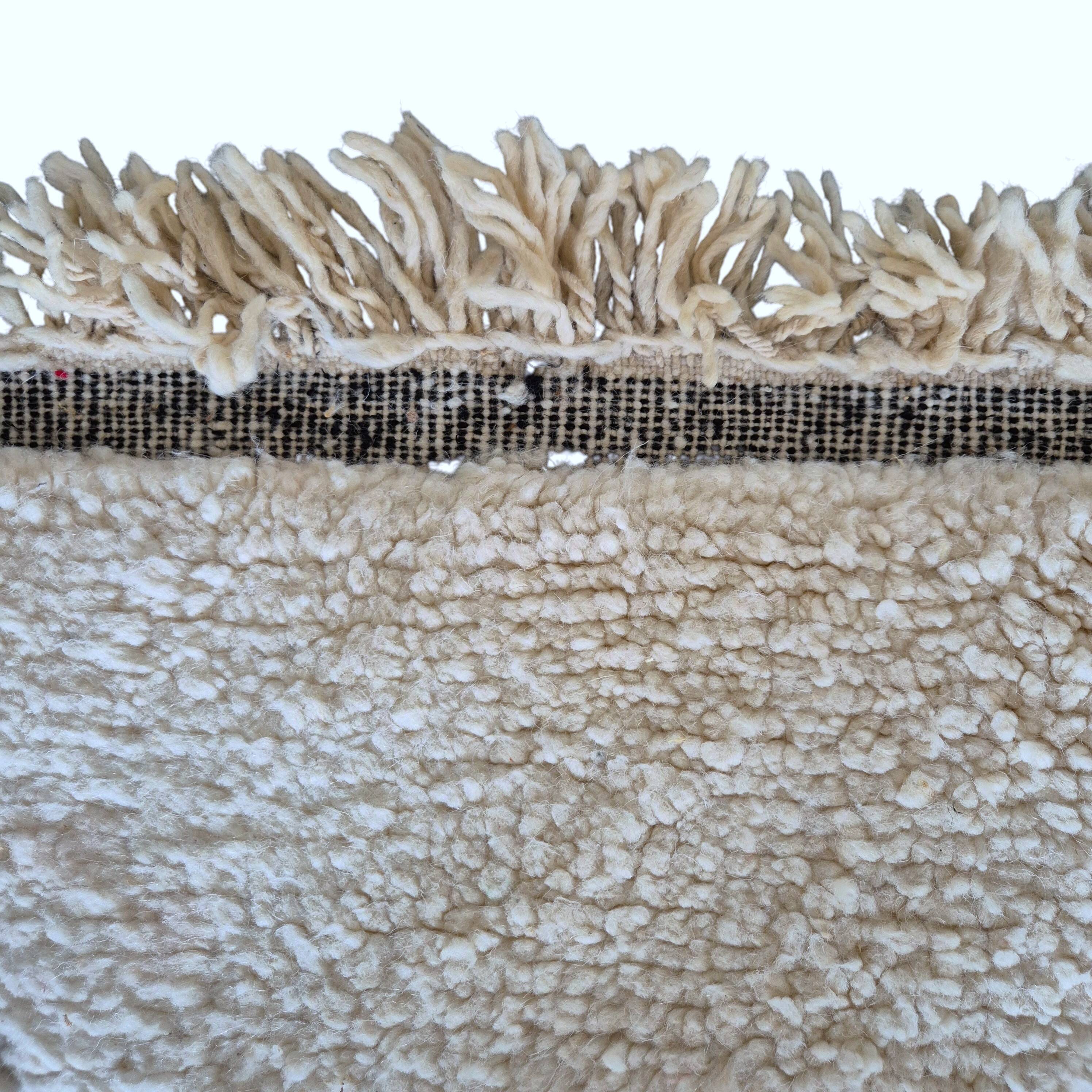 Beni Ouarain Berber rug 165x250