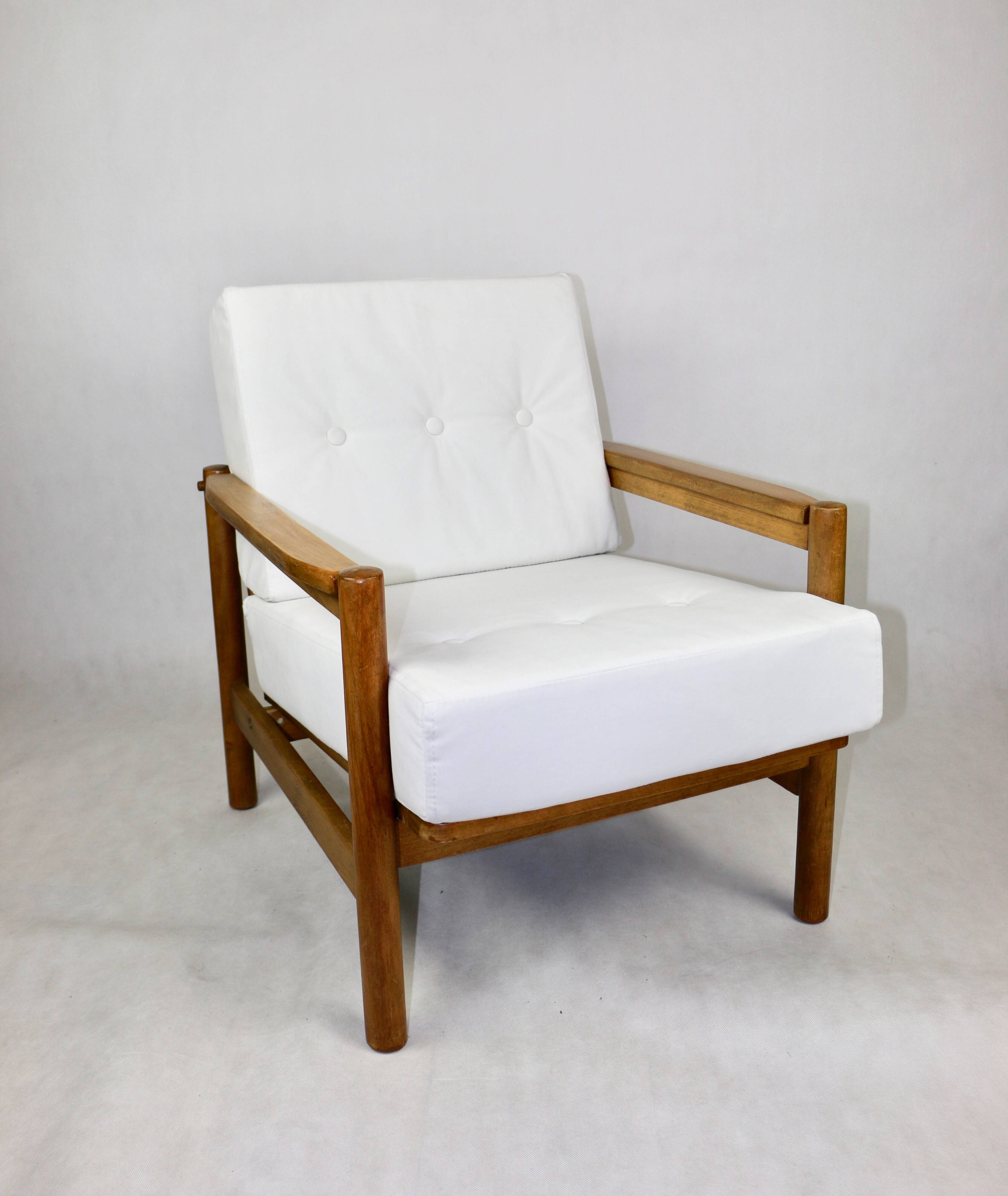 Vintage Armchair in White Ivory, 1970s