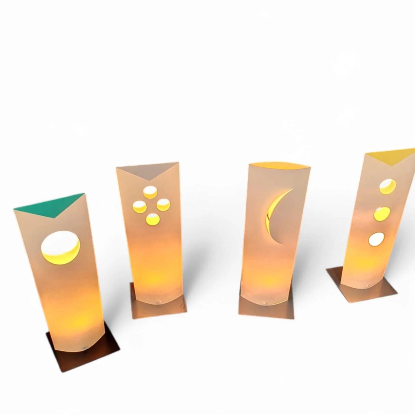 4 x Danish Bala Bonbori table lamp / Design Zentrum Nordrhein Westfalen / Incredible rare. Paper lampshade. 52 cm x 18 cm