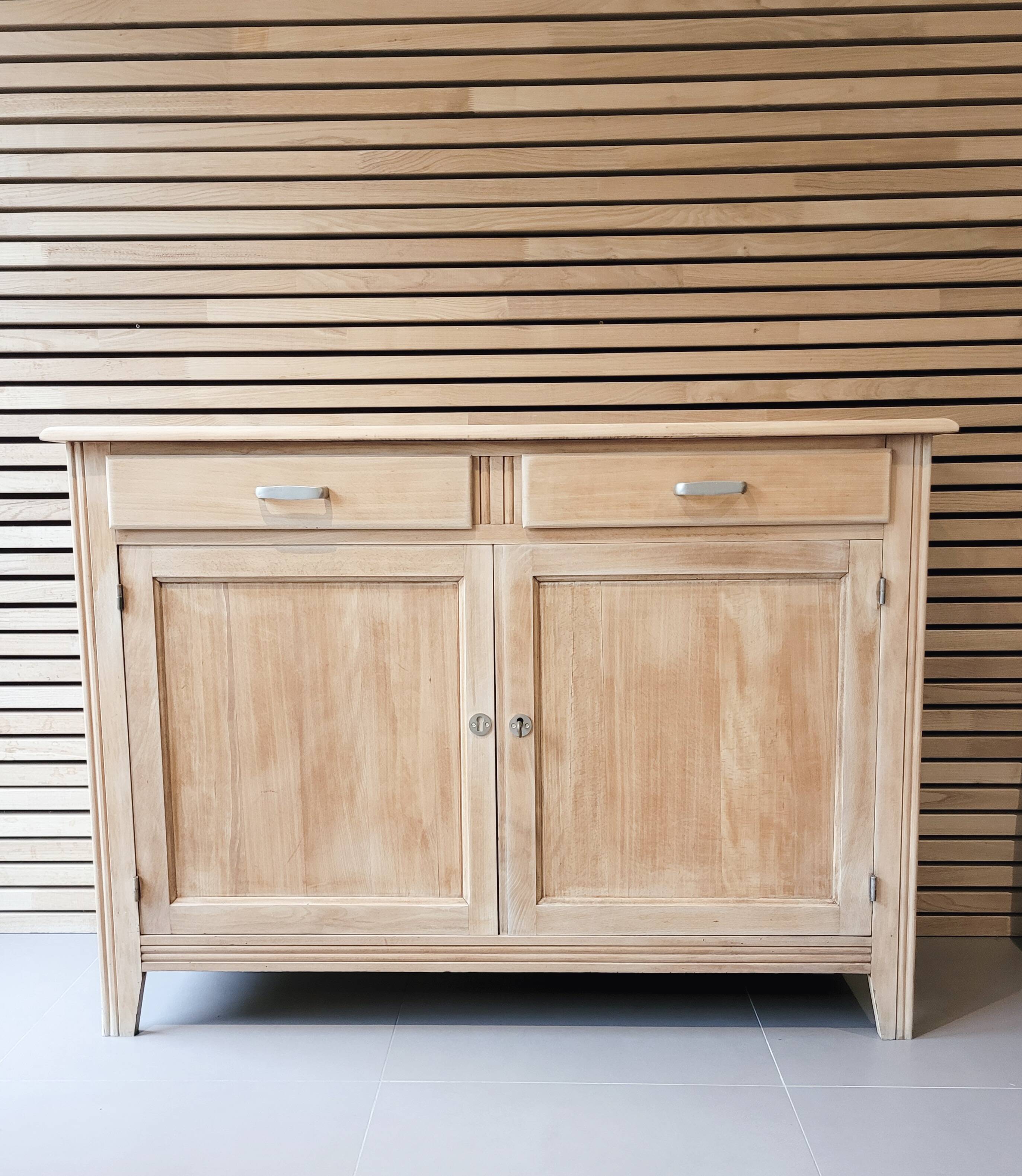 Buffet parisien vintage