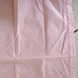 Nappe rose avec couronne de fleurs + 10 serviettes