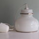 Suspension en opaline blanche Italie 1970