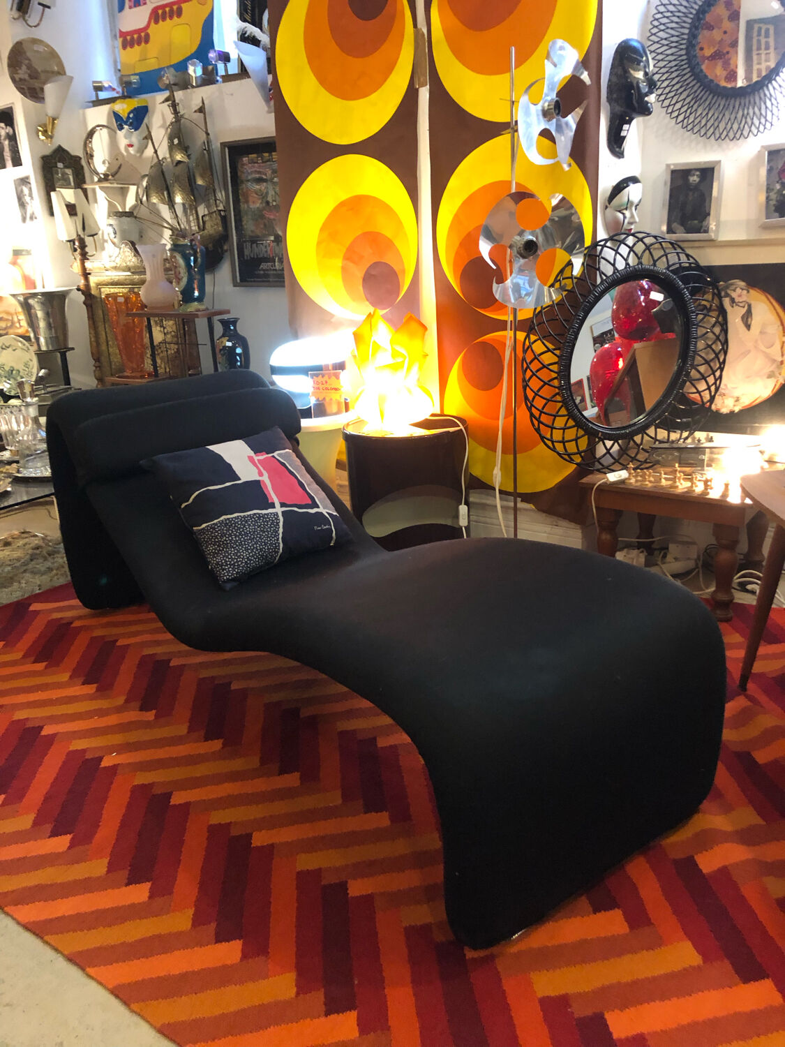 Djinn chaise longue by Olivier Mourgue for Airborne, 1965.