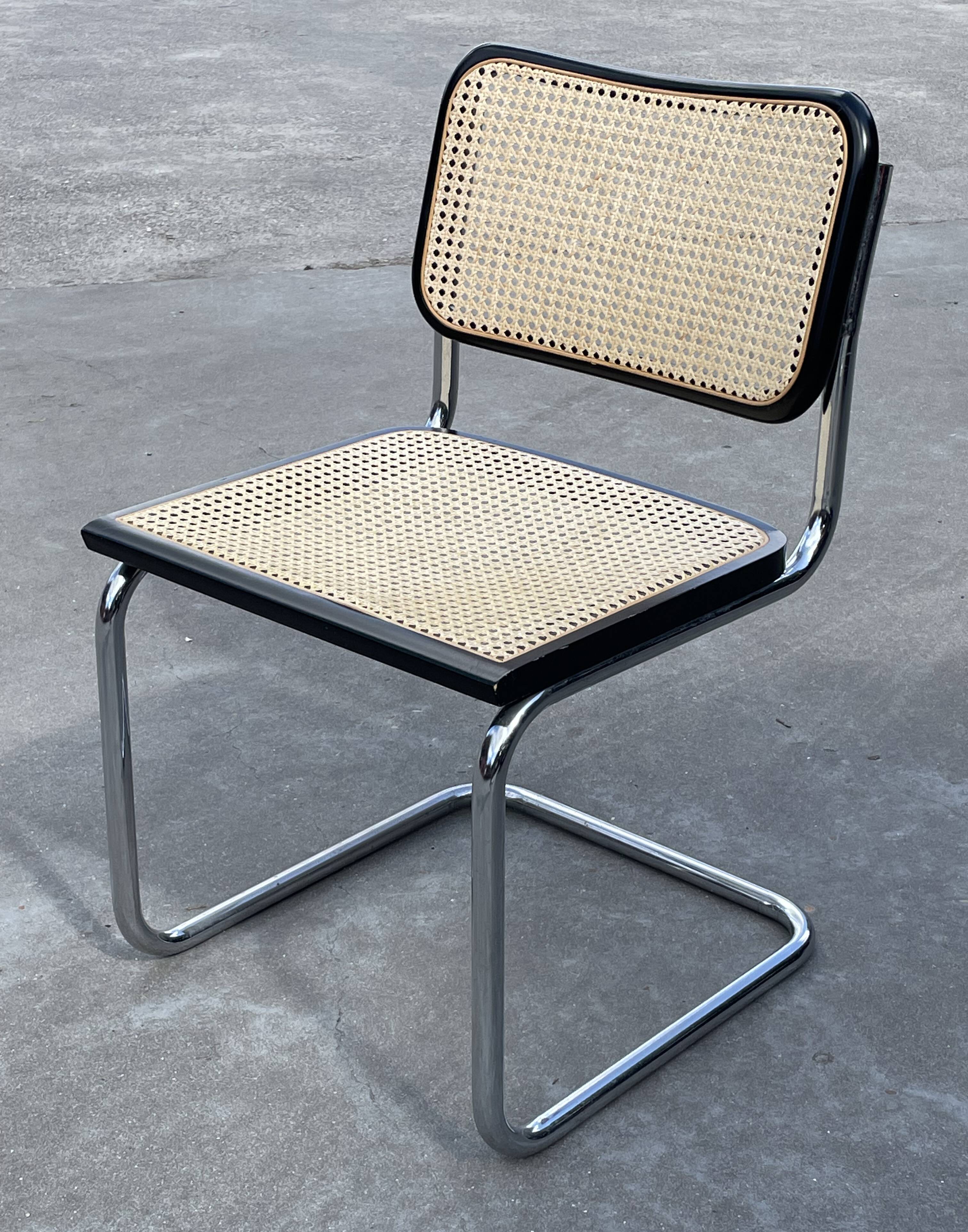 Cesca chair b32 model in blak and wood by Marcel Breuer