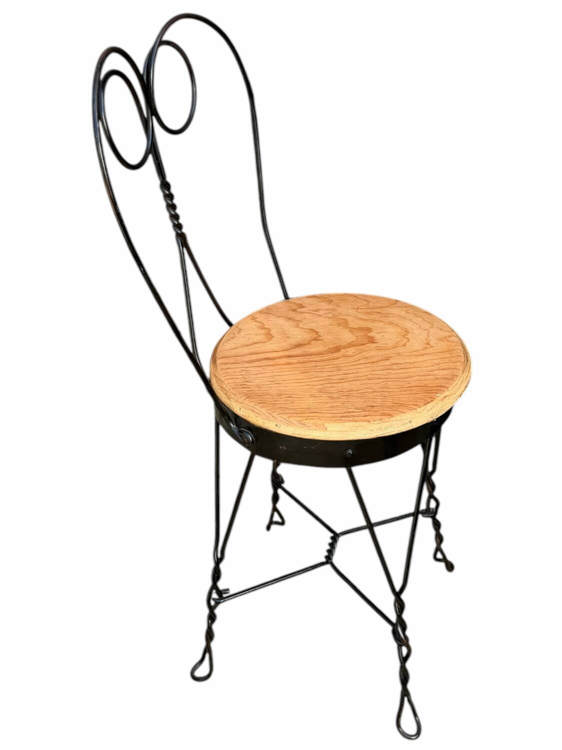 Set of 4 vintage wrought iron chairs from the 1940s.