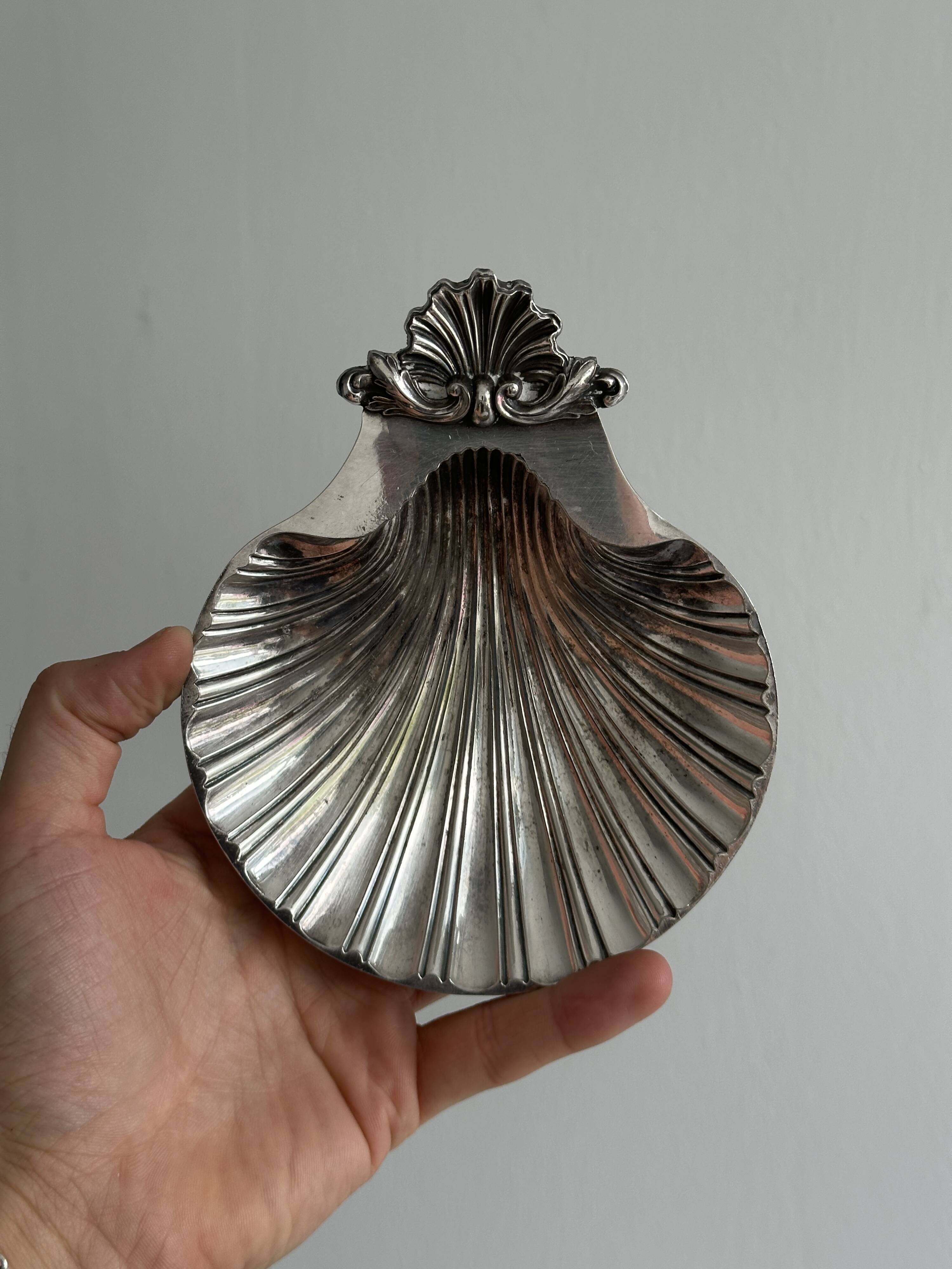 Vintage silver-plated metal bowl