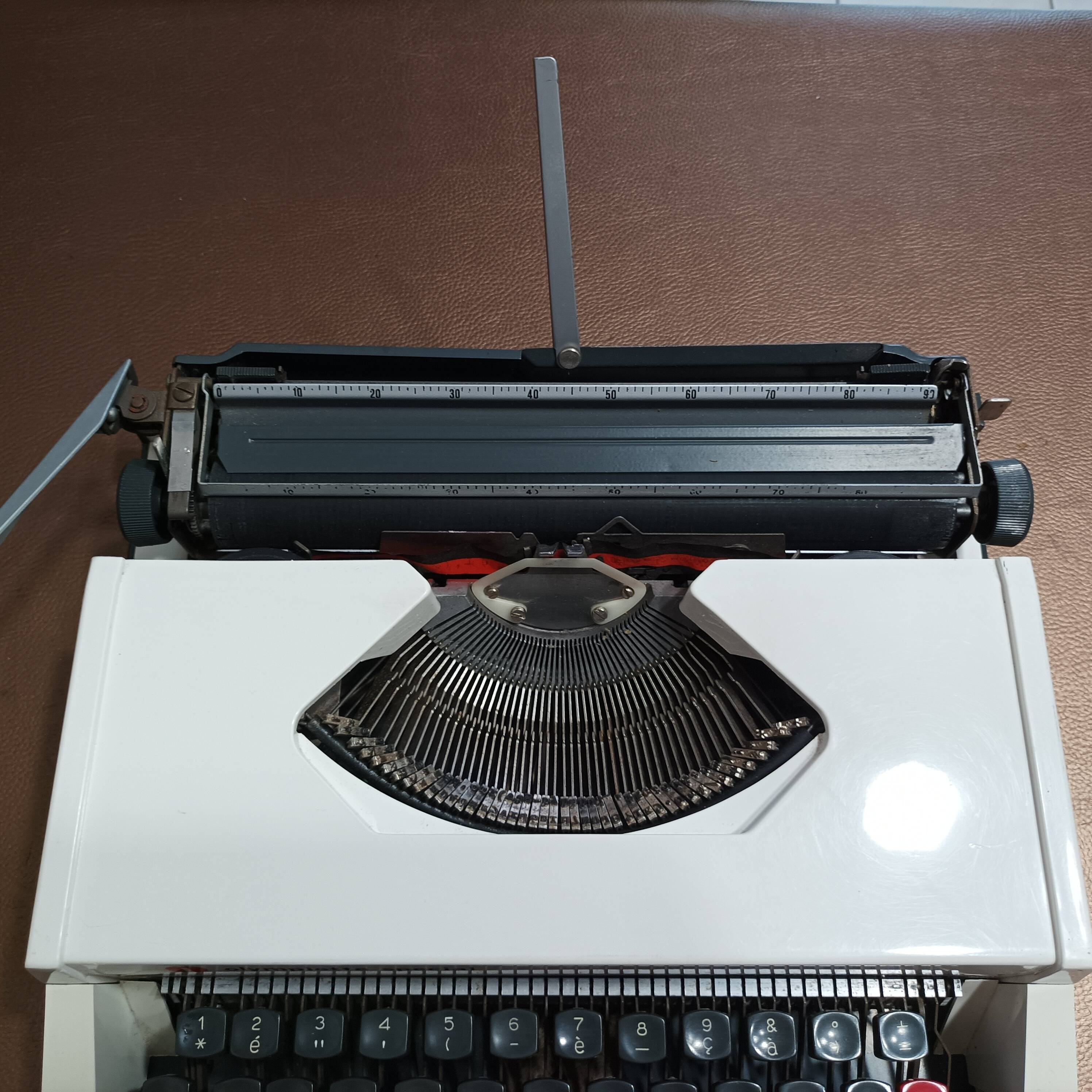 Olympiette special typewriter