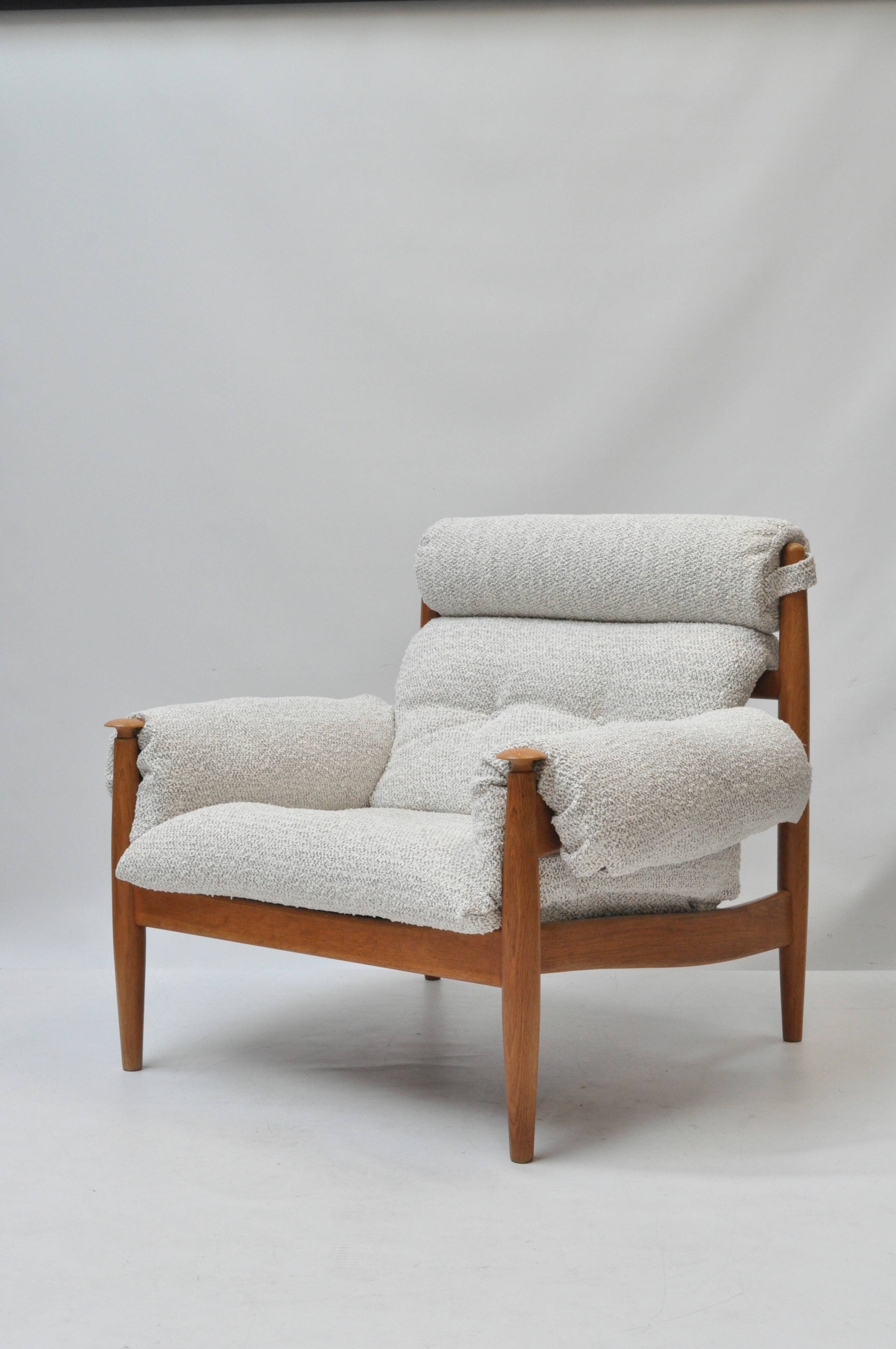 Scandinavian Lounge Armchair by Eric Merthen, 1960s – Reupholstered in Whit