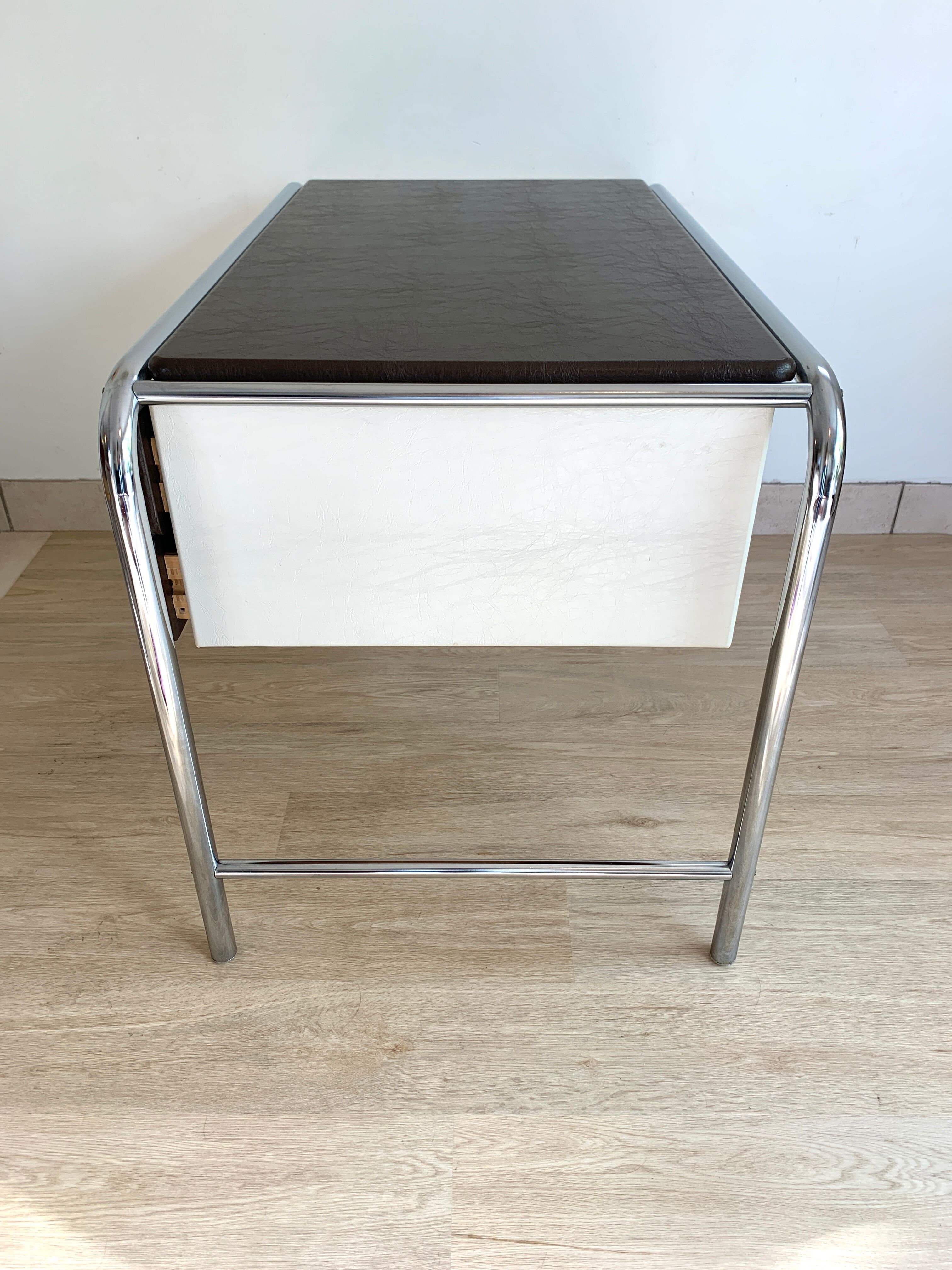 Modernist office 1970 chrome metal and skai