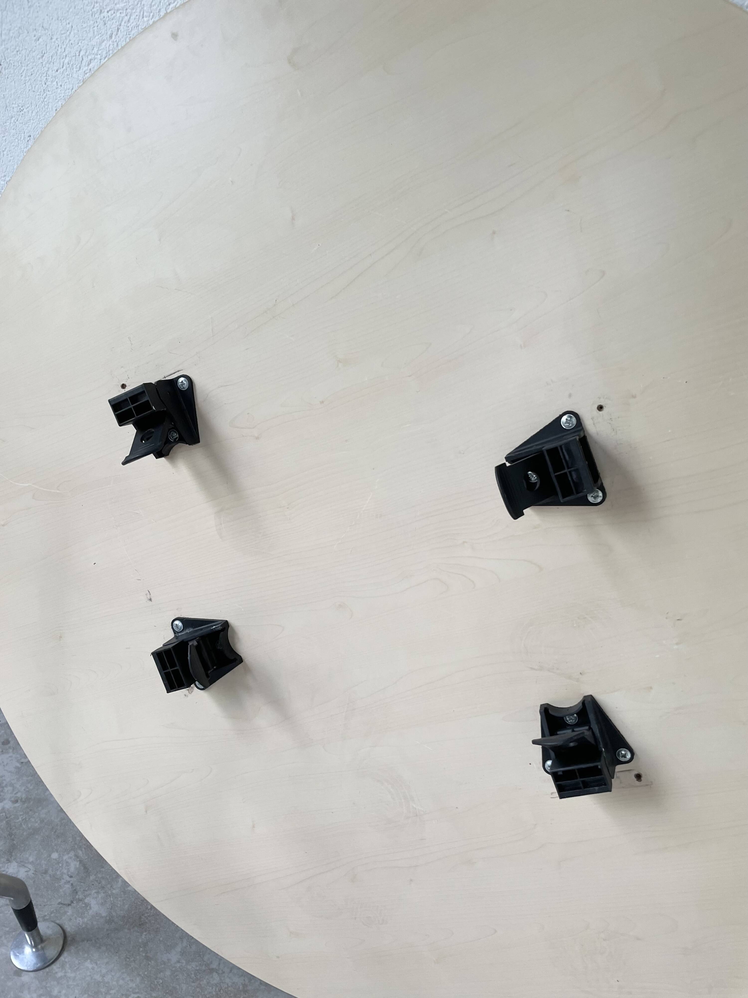 Tecno Nomos Round Table Brushed Metal