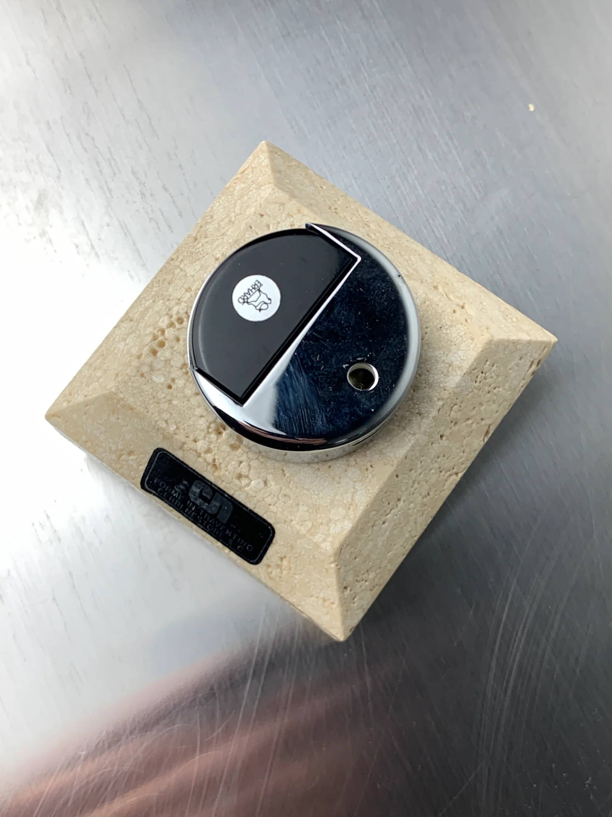 Brutalist lighter by Fratelli Mannelli, travertine, Italy, circa 1970s