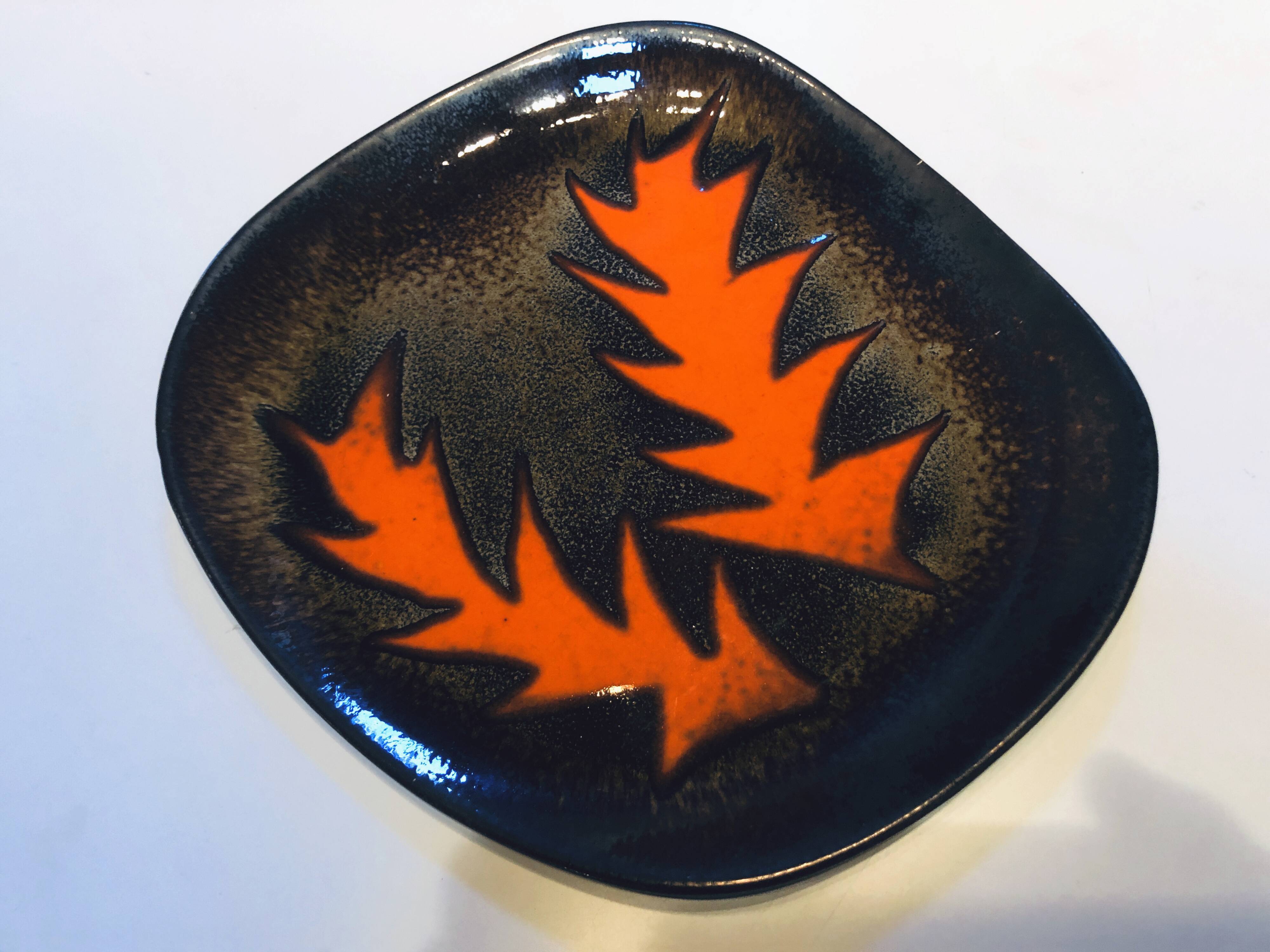 Vintage Dish • Pocket tray • Ceramic • Vallauris • In the style of Gilbert Valentin • 1950-1960