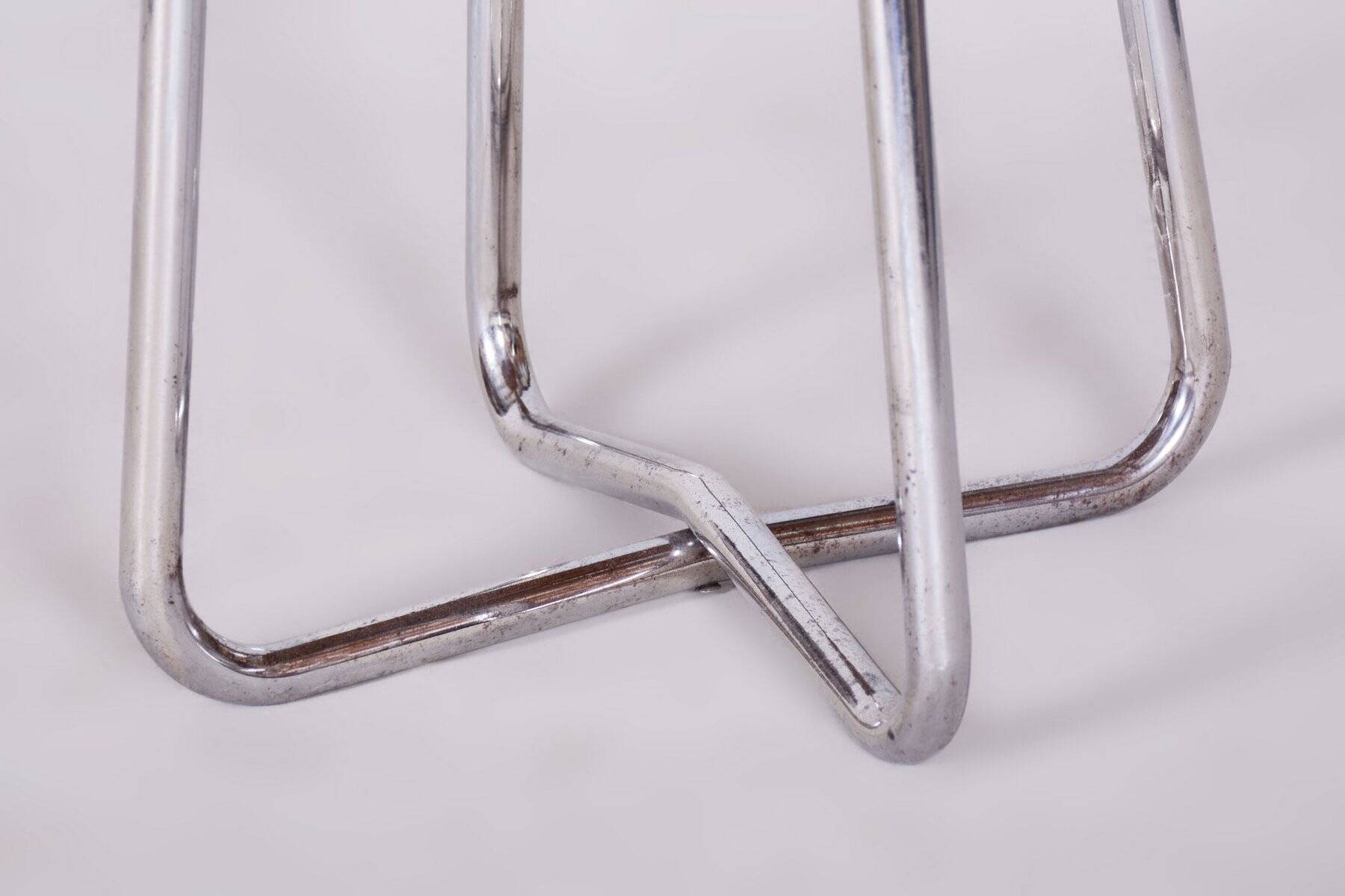 Bauhaus Stools in Chromed Steel, Beech and Plywood, Germany, 1930s, Set of 2