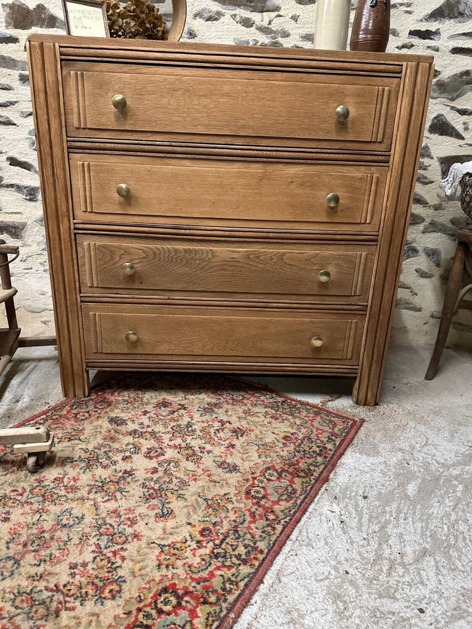 Superb 4-drawer chest of drawers from the 50s in raw wood