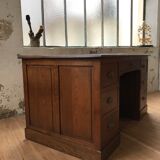 Desk with drawers in oak