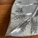 Large leaf-shaped centerpiece tray
