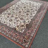 Grand tapis oriental
