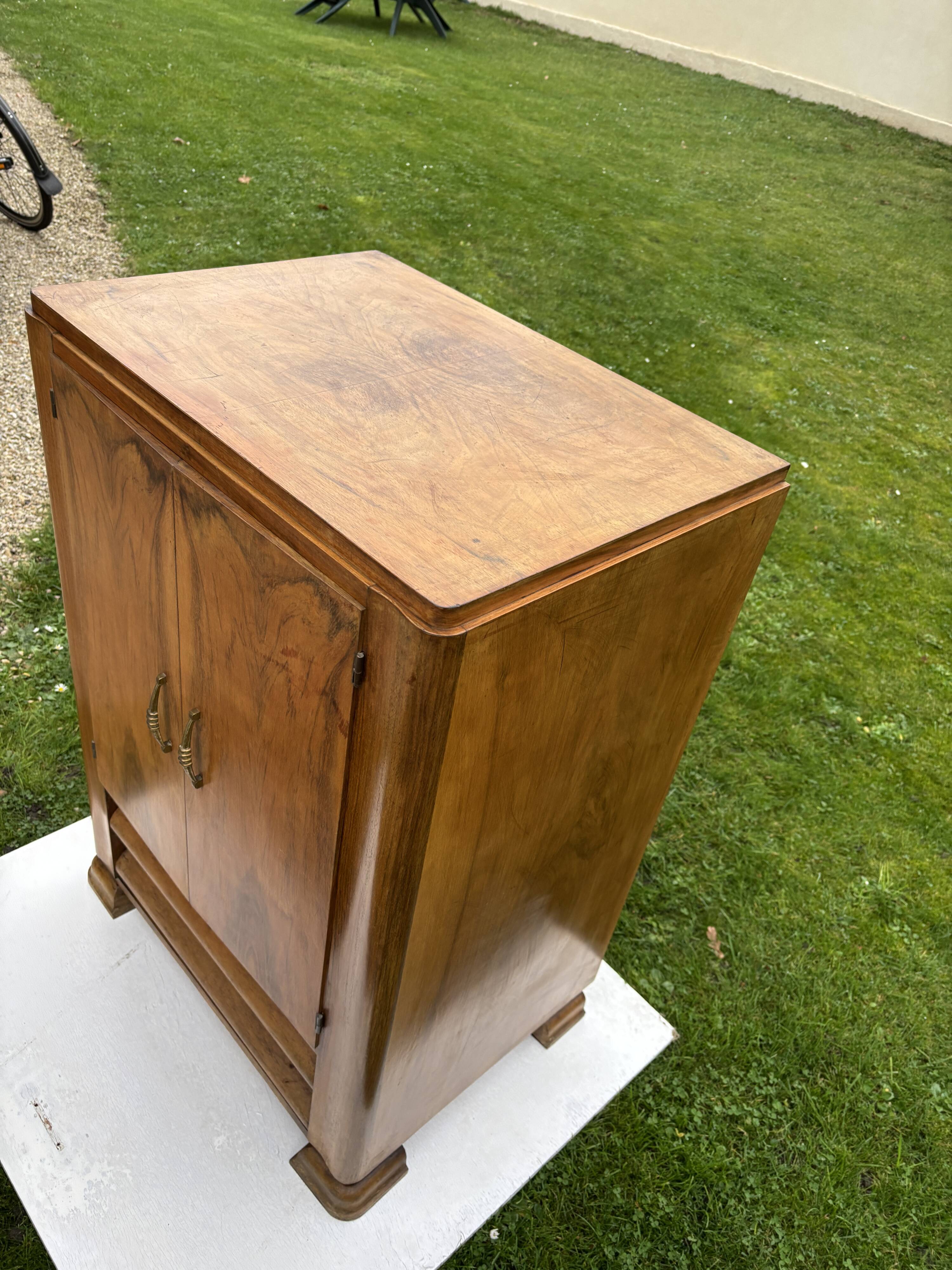 Meuble radio tourne disque vintage