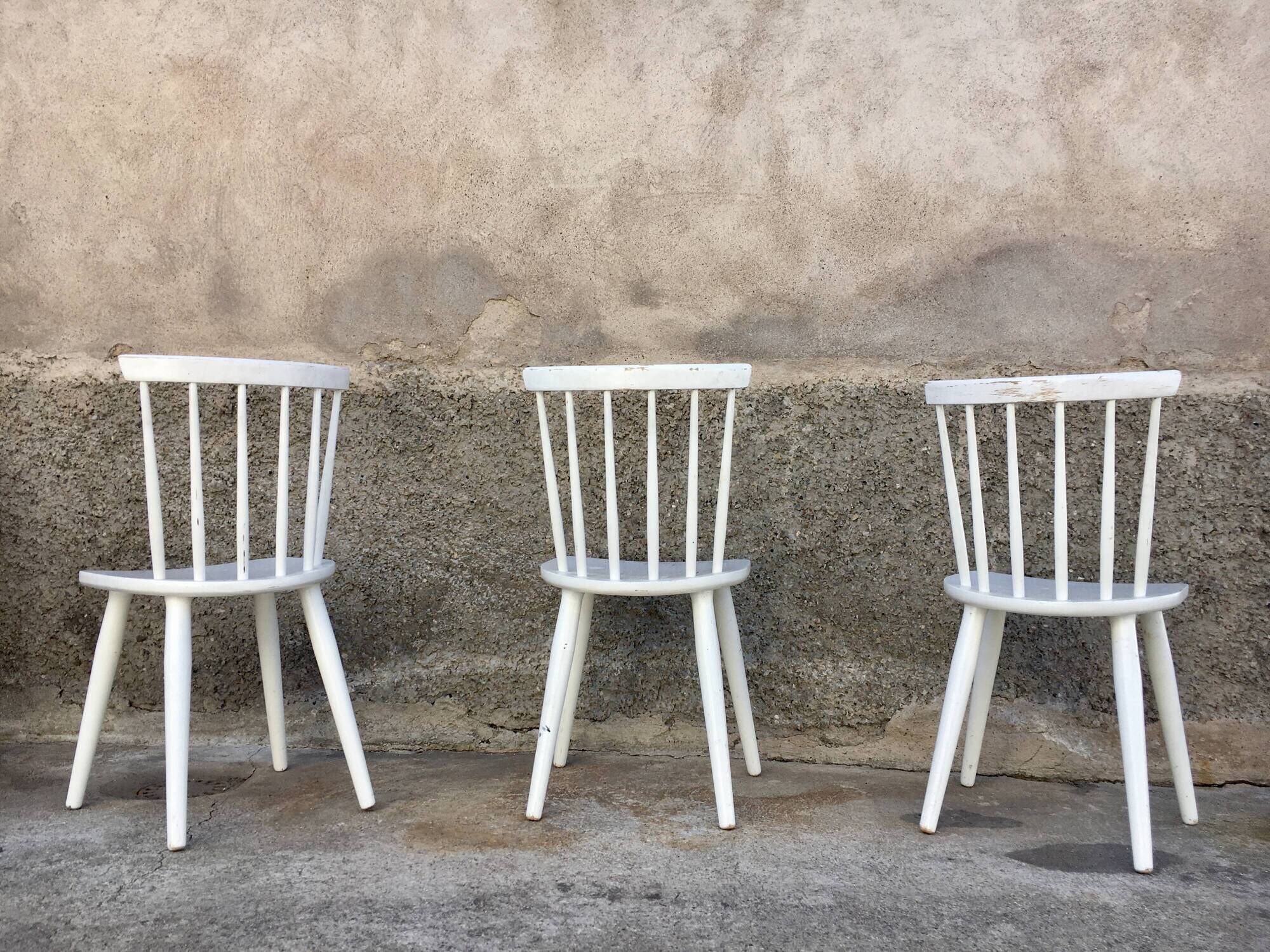 Trio of Scandinavian chair bistro troquet guinguette in curved wood