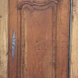 Magnifique meuble d'angle du 18eme siècle. Chêne massif et merisier.