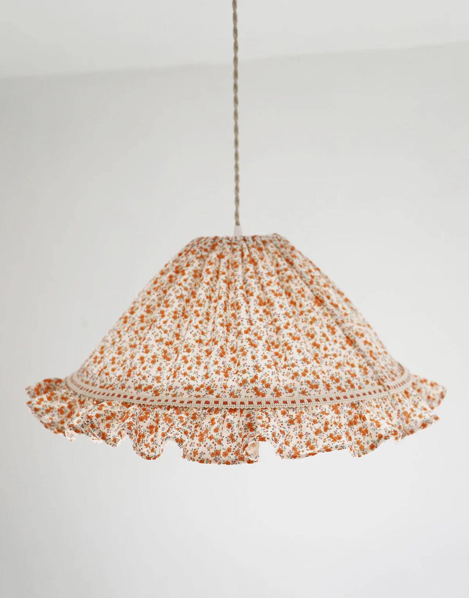 Suspension conique avec volant Emilia "fleurettes"
