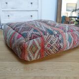 Vintage beni ouarain pouf