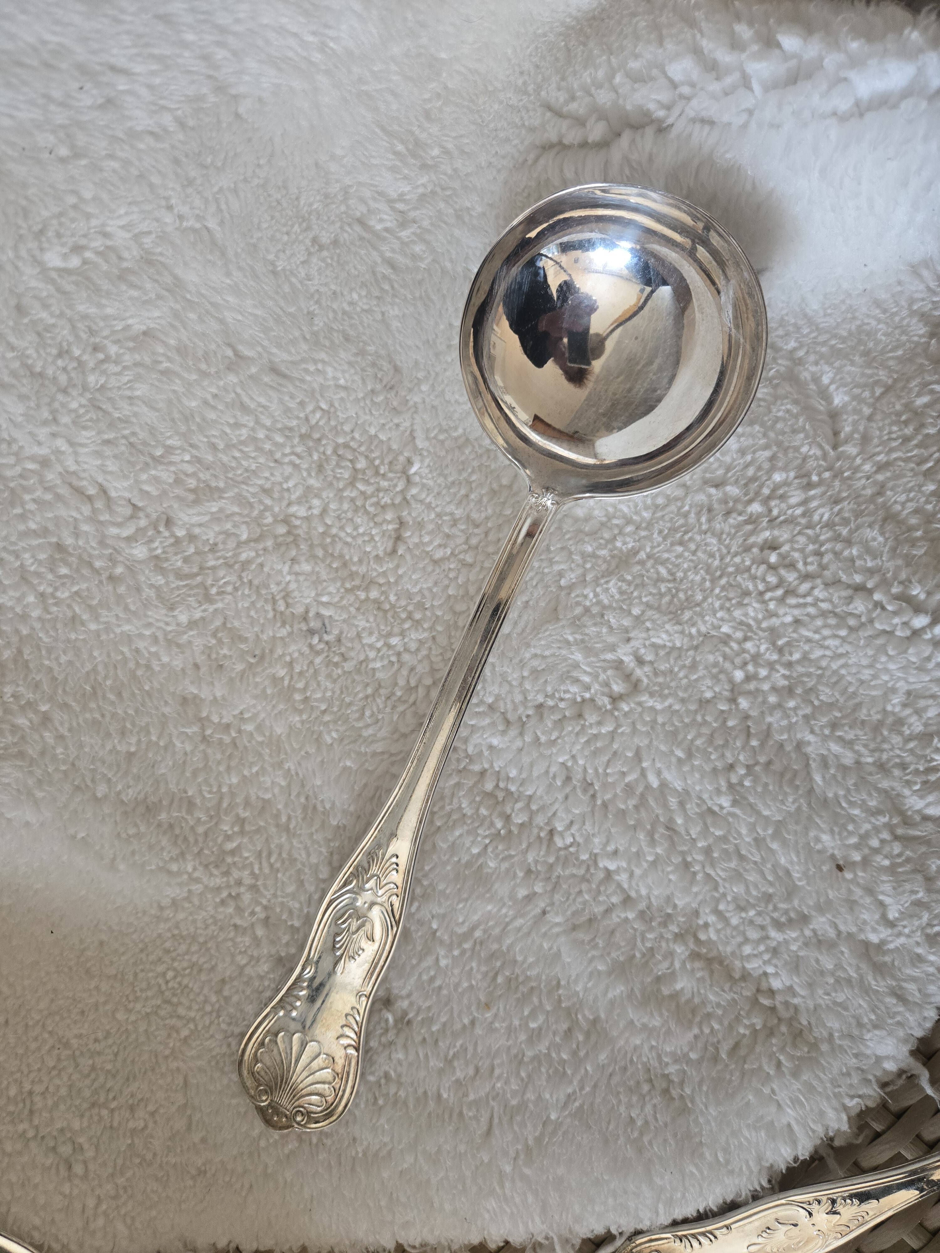 Ménagère métal argenté 51 pièces