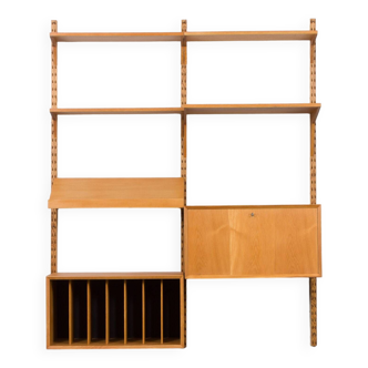 Poul Cadovius two-bay oak wall unit with vinyl records cabinet and drop front desk, Denmark, 1960s