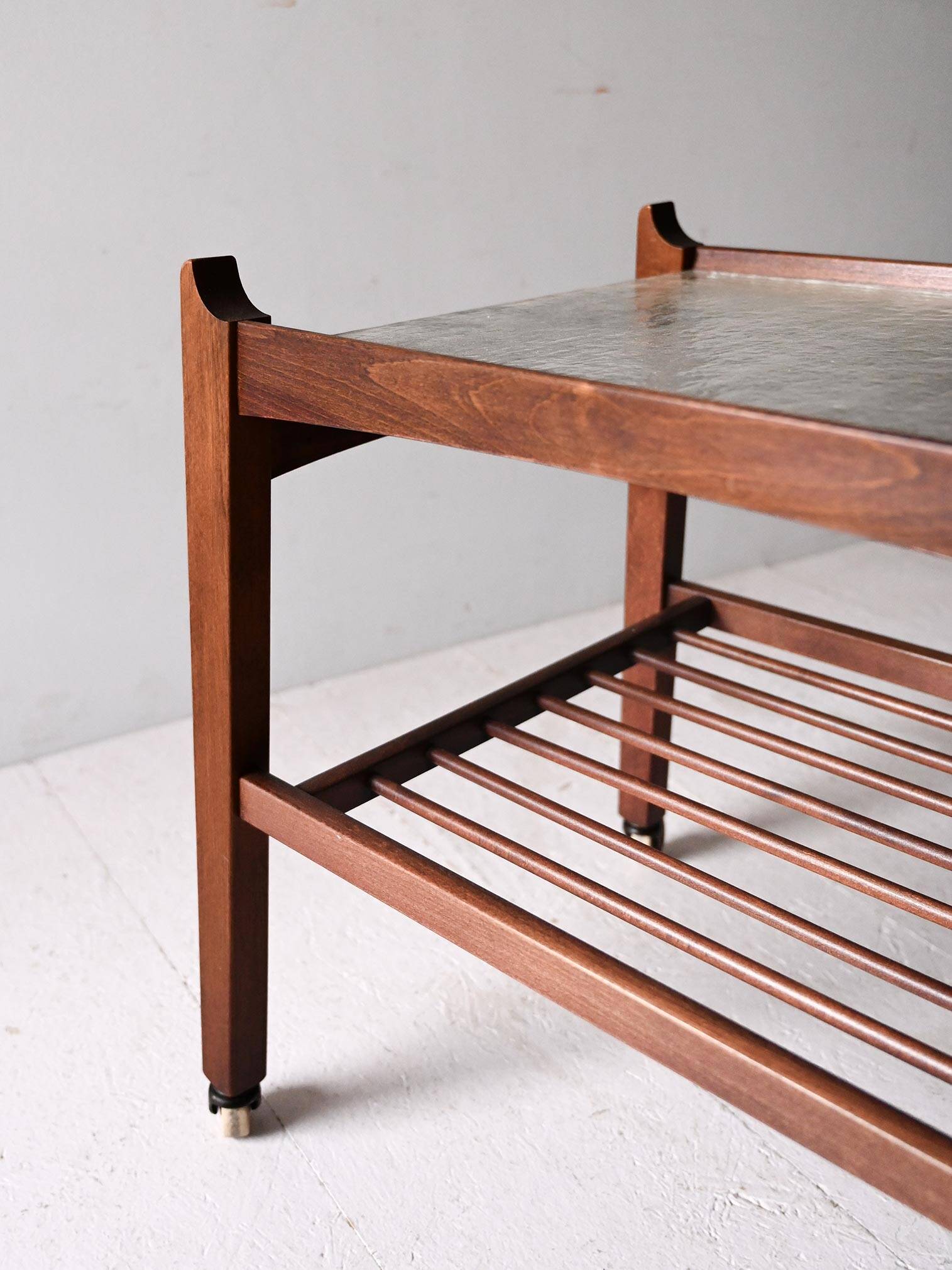 Paire de tables de chevet scandinaves des années 1940/50